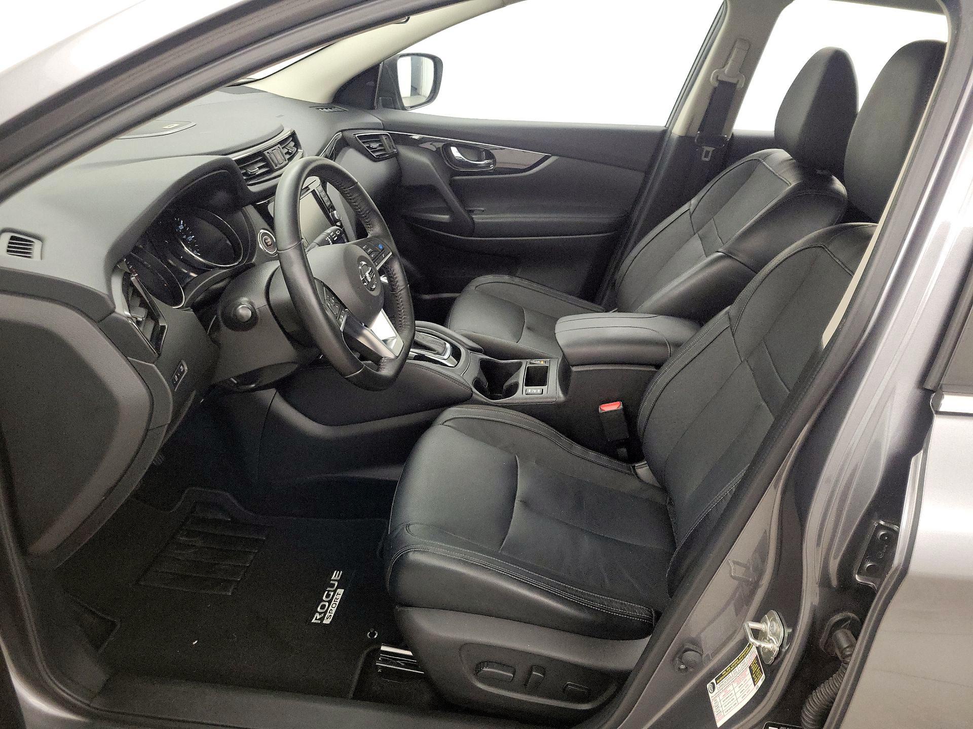 Thumbnail: 2019 Nissan Rogue Sport - 11