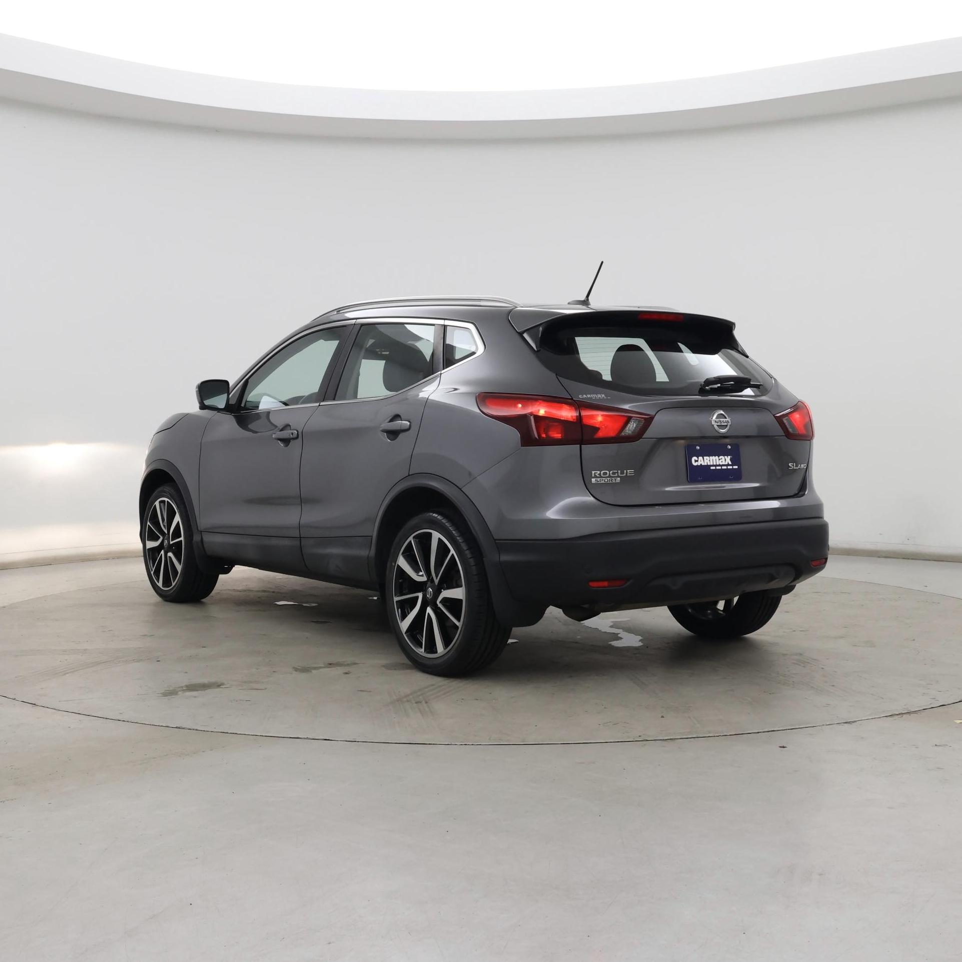 Thumbnail: 2019 Nissan Rogue Sport - 2
