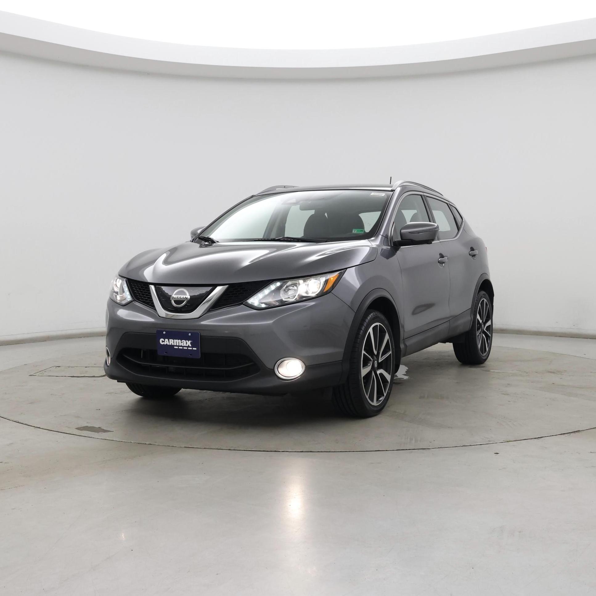 Thumbnail: 2019 Nissan Rogue Sport - 4