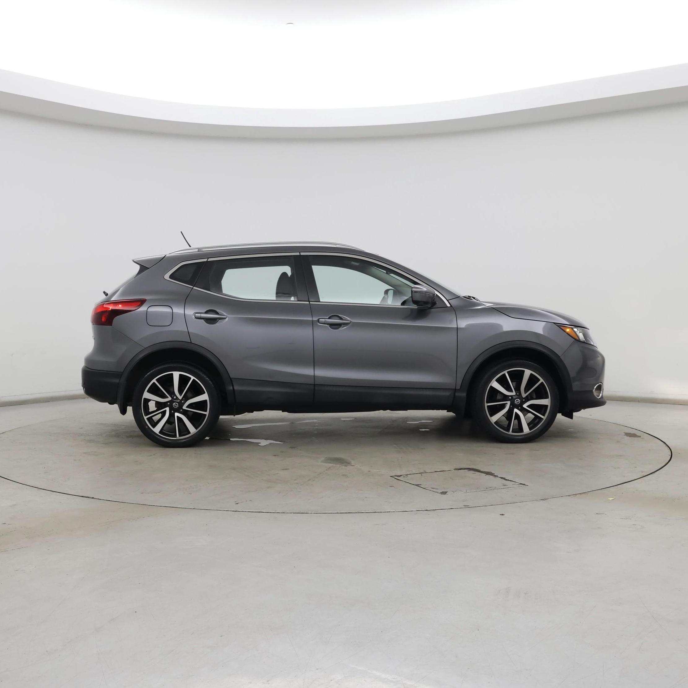 Thumbnail: 2019 Nissan Rogue Sport - 7