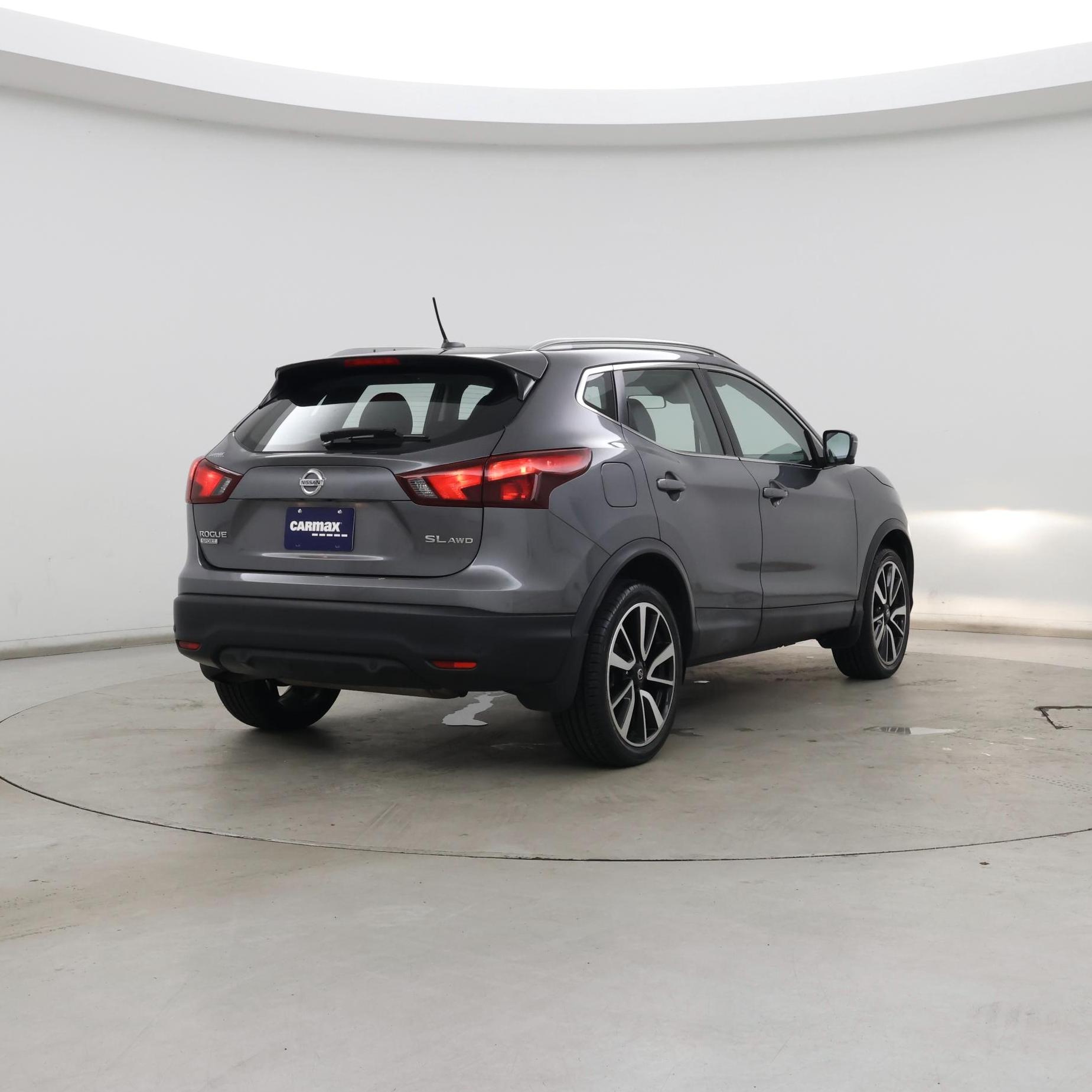 Thumbnail: 2019 Nissan Rogue Sport - 8