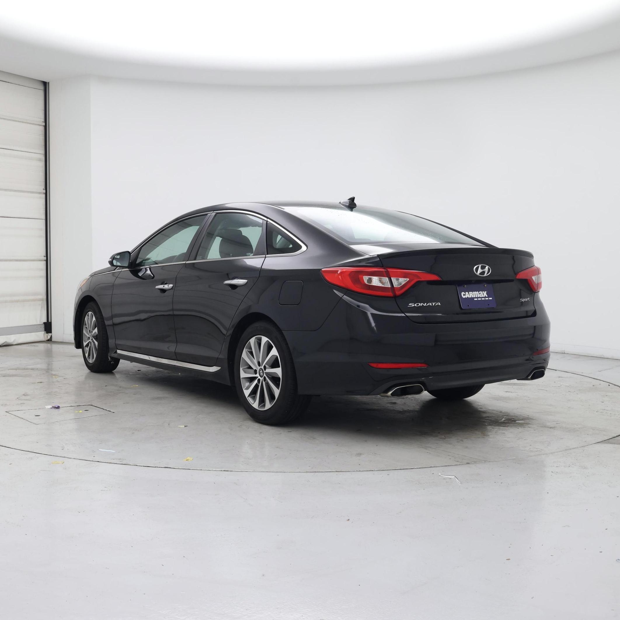Thumbnail: 2017 Hyundai Sonata - 2