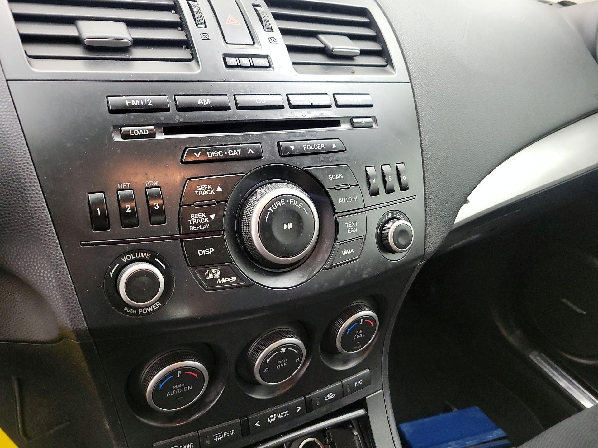 Thumbnail: 2013 Mazda Mazda3 - 15