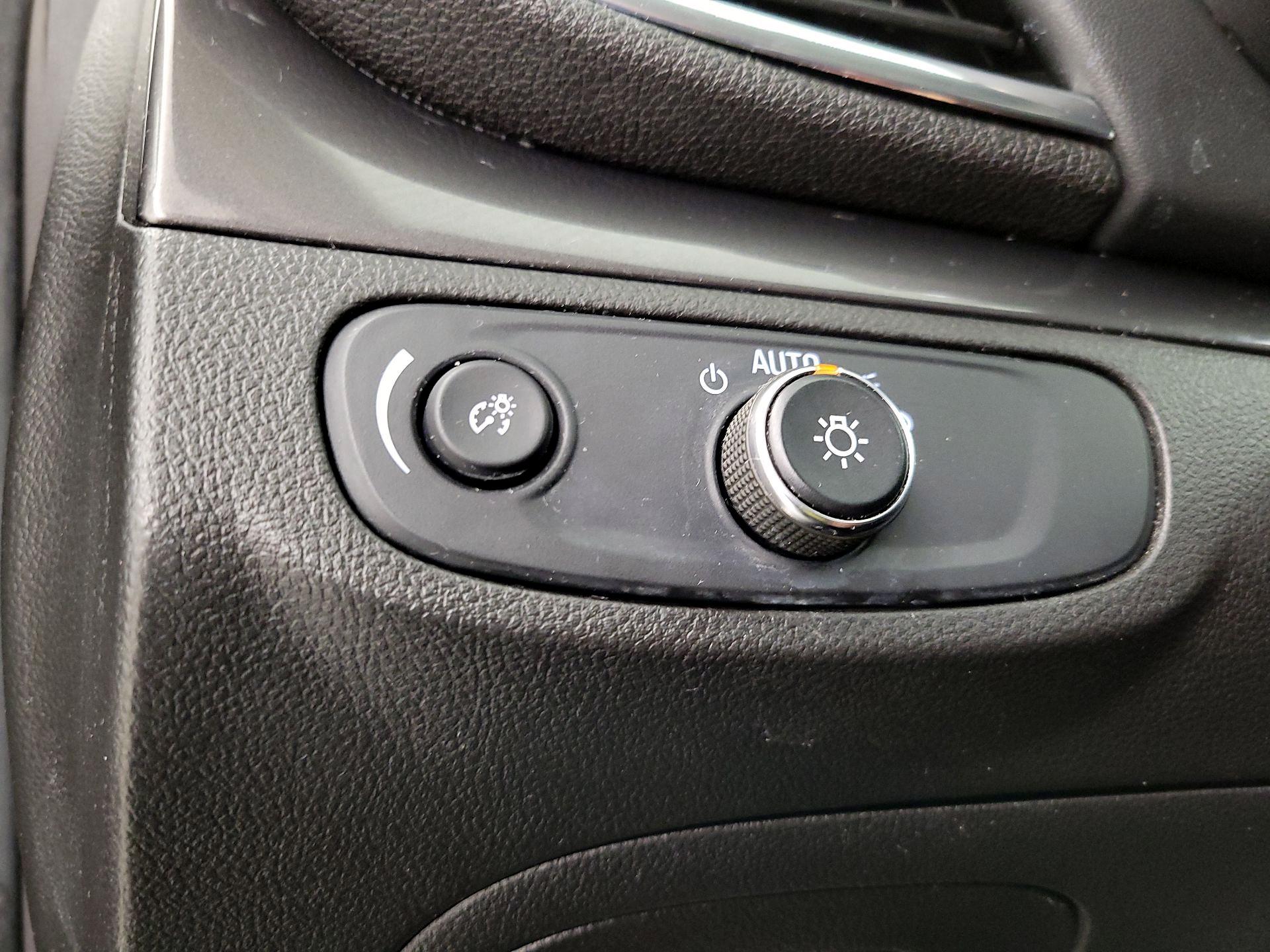 Thumbnail: 2018 Buick Encore - 13
