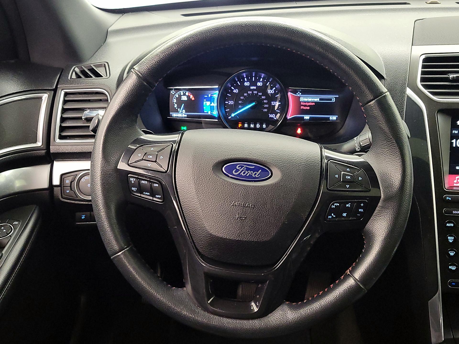 Thumbnail: 2018 Ford Explorer - 10