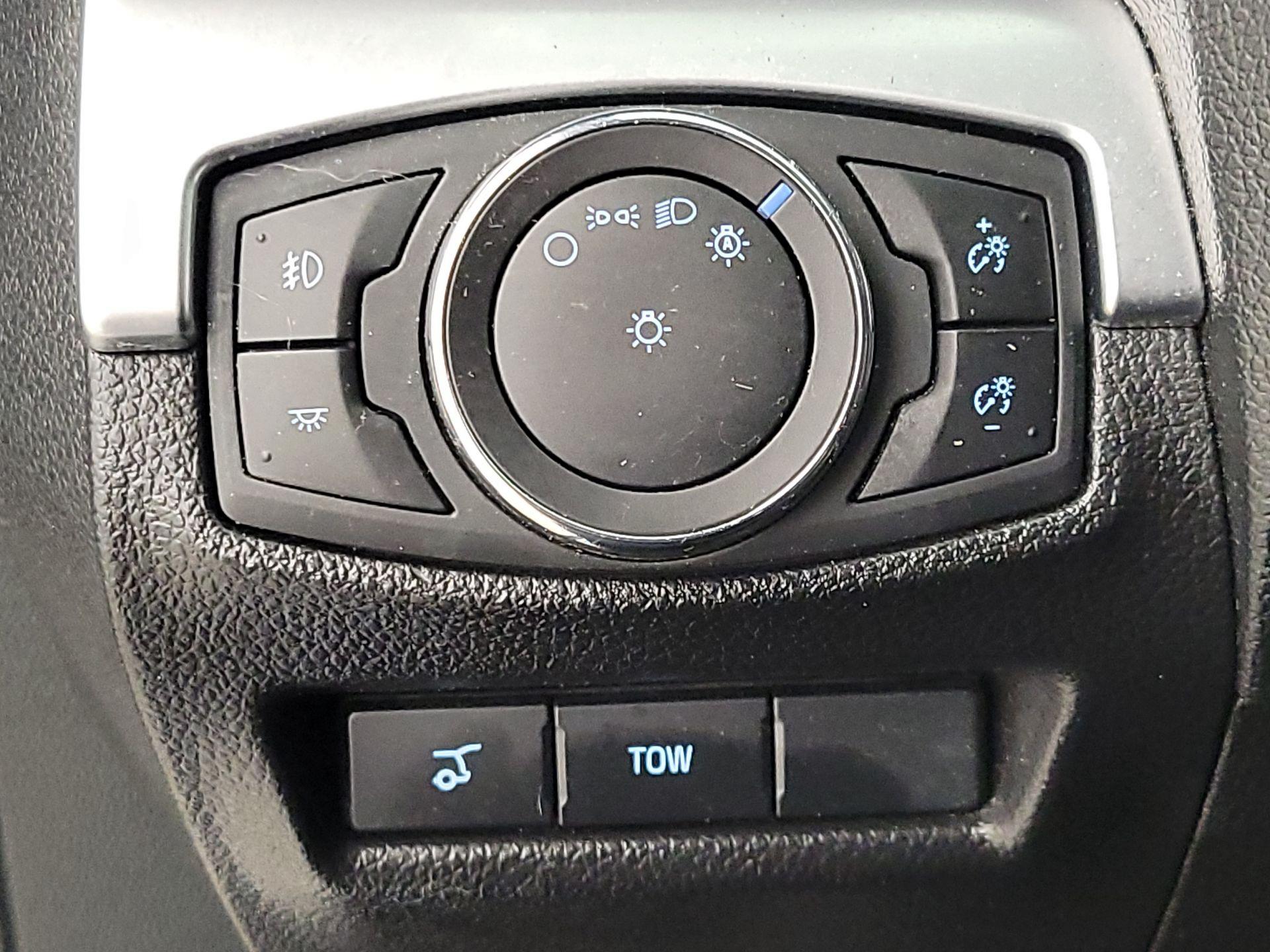 Thumbnail: 2018 Ford Explorer - 13