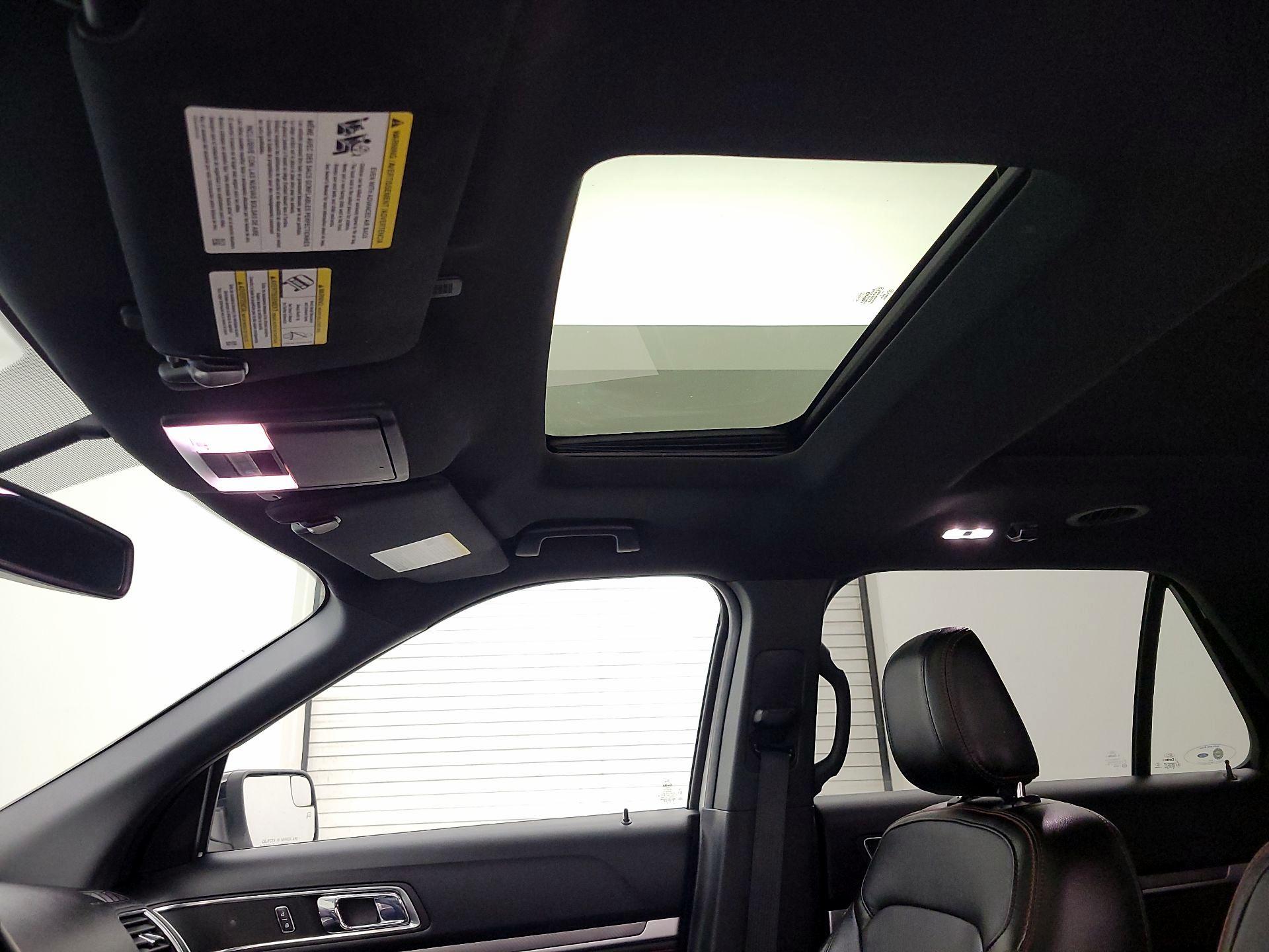 Thumbnail: 2018 Ford Explorer - 20