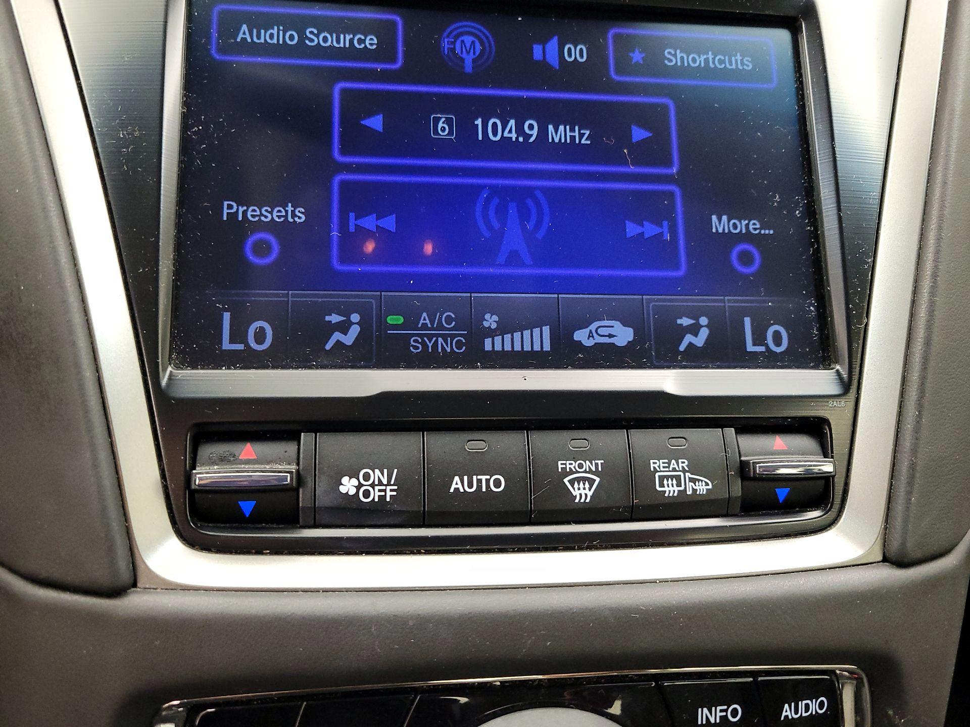 Thumbnail: 2014 Acura RLX - 17