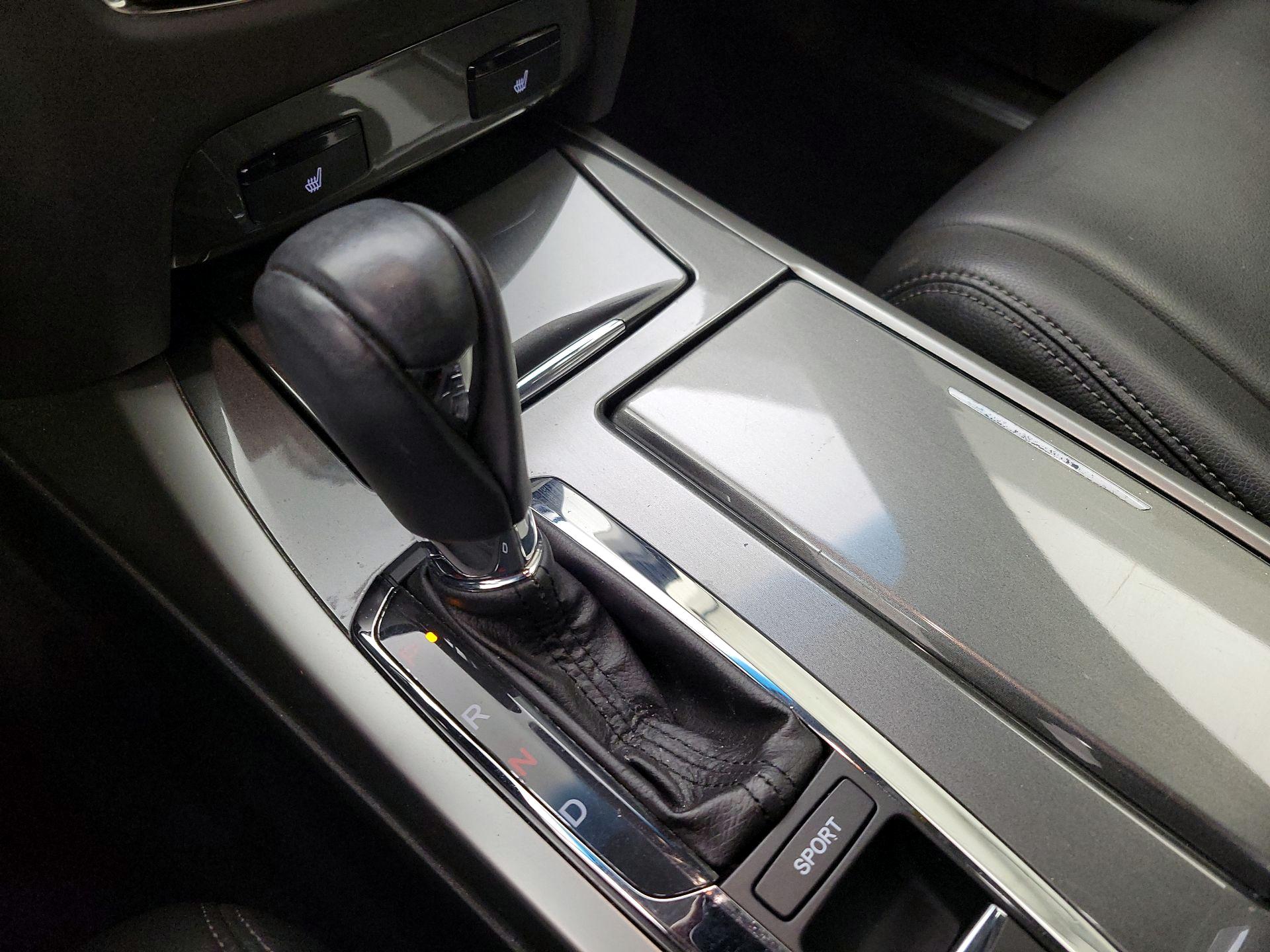 Thumbnail: 2014 Acura RLX - 18