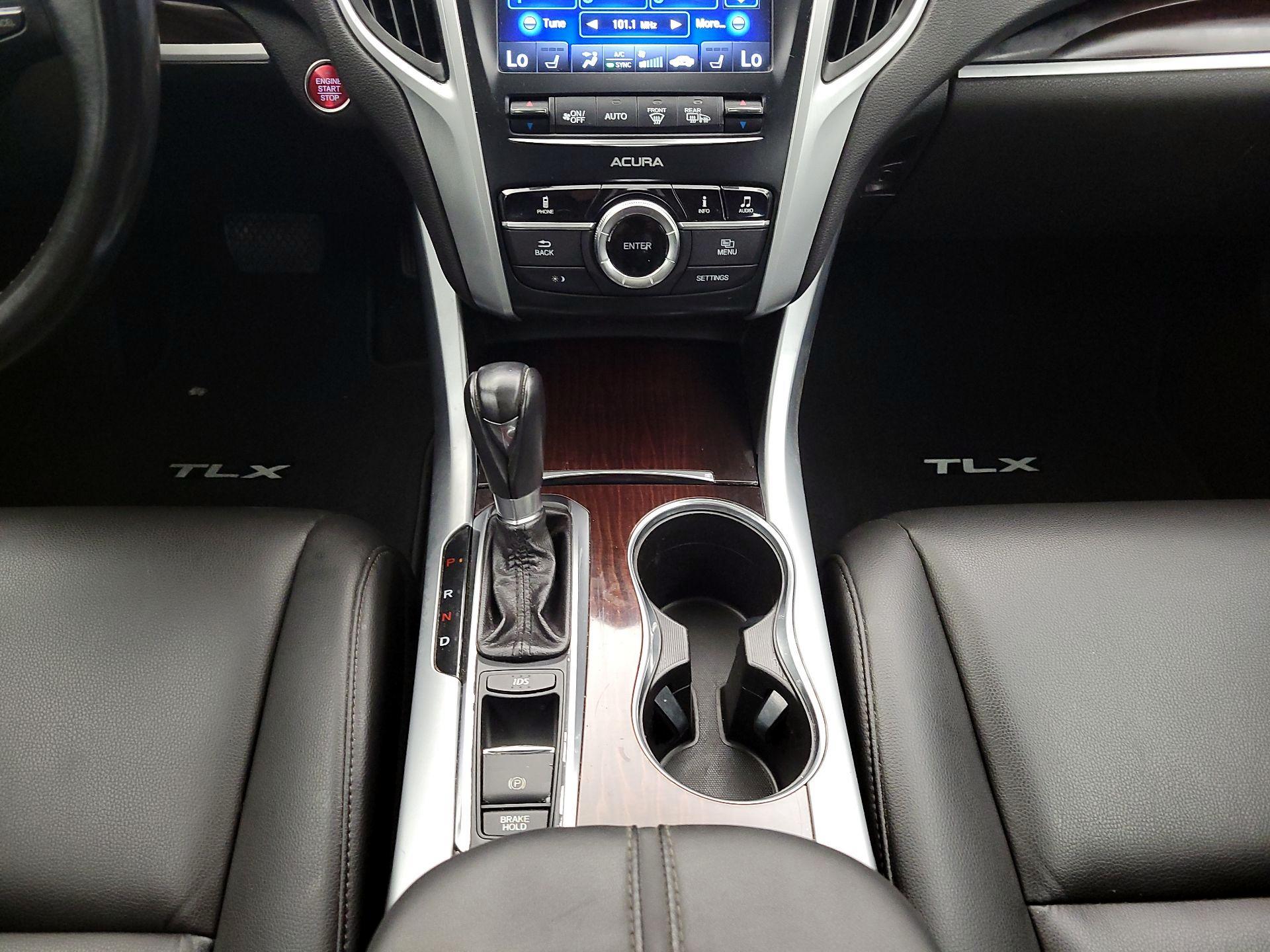 Thumbnail: 2017 Acura TLX - 17