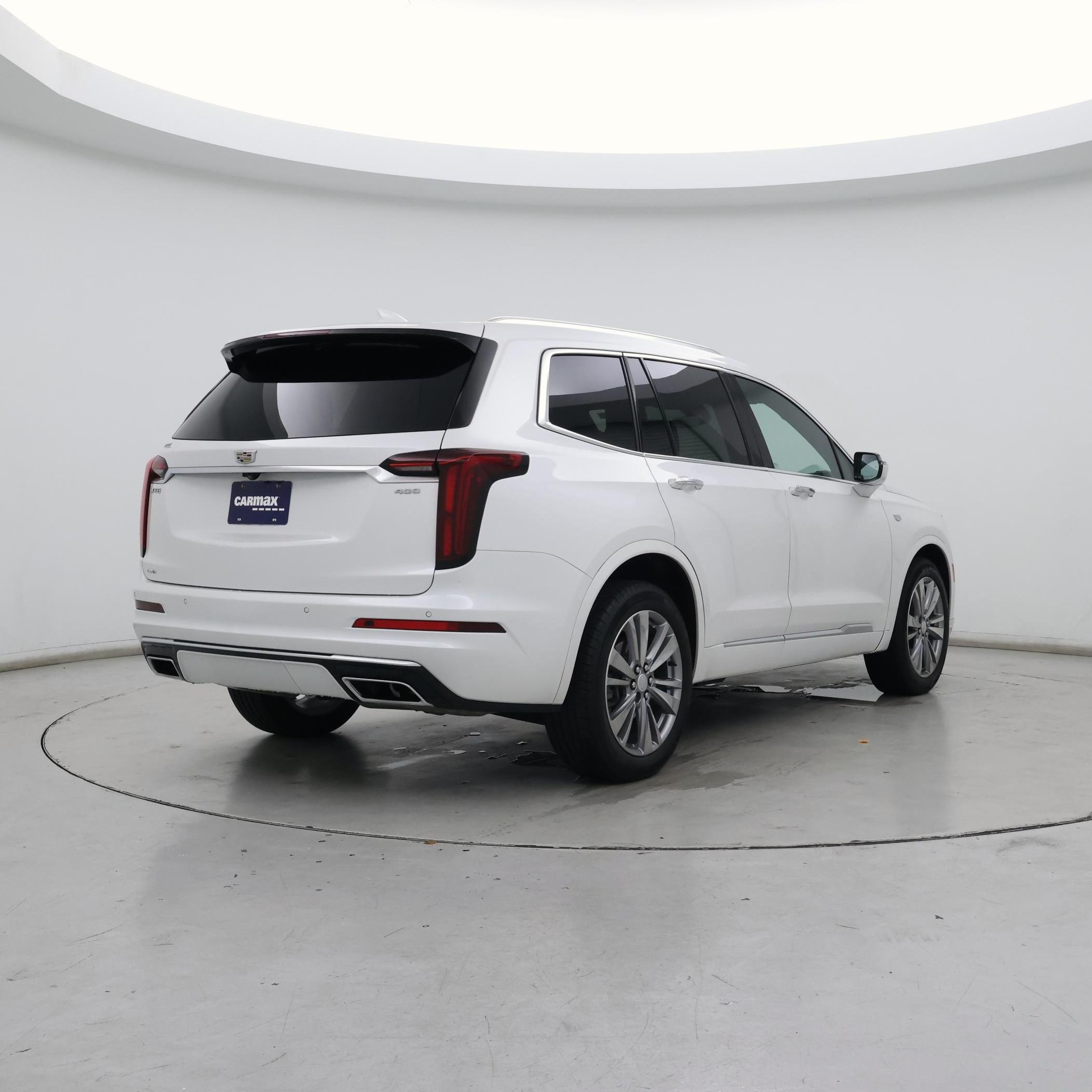 Thumbnail: 2023 Cadillac XT6 - 8