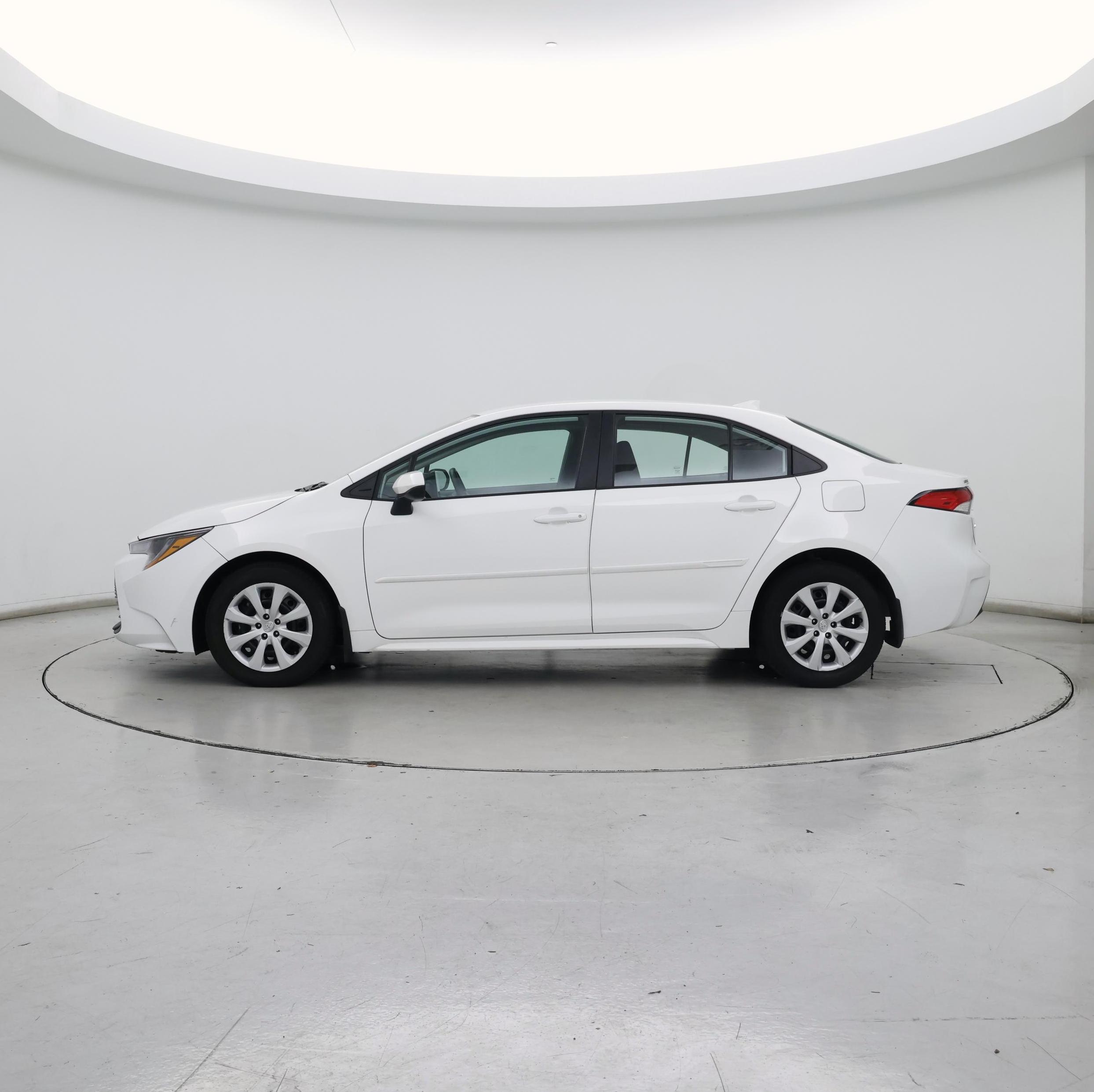 Thumbnail: 2024 Toyota Corolla - 3