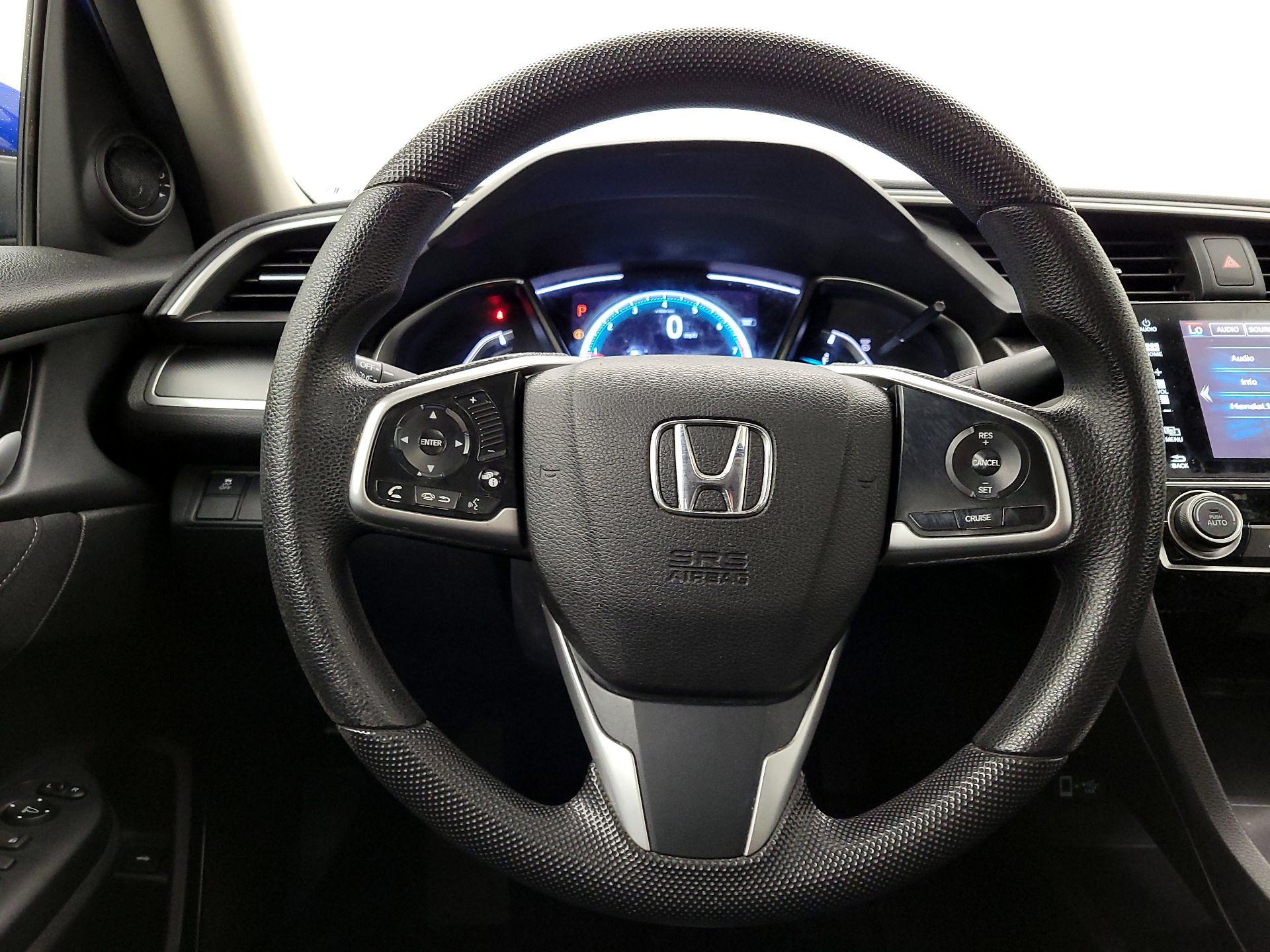 Thumbnail: 2017 Honda Civic - 10