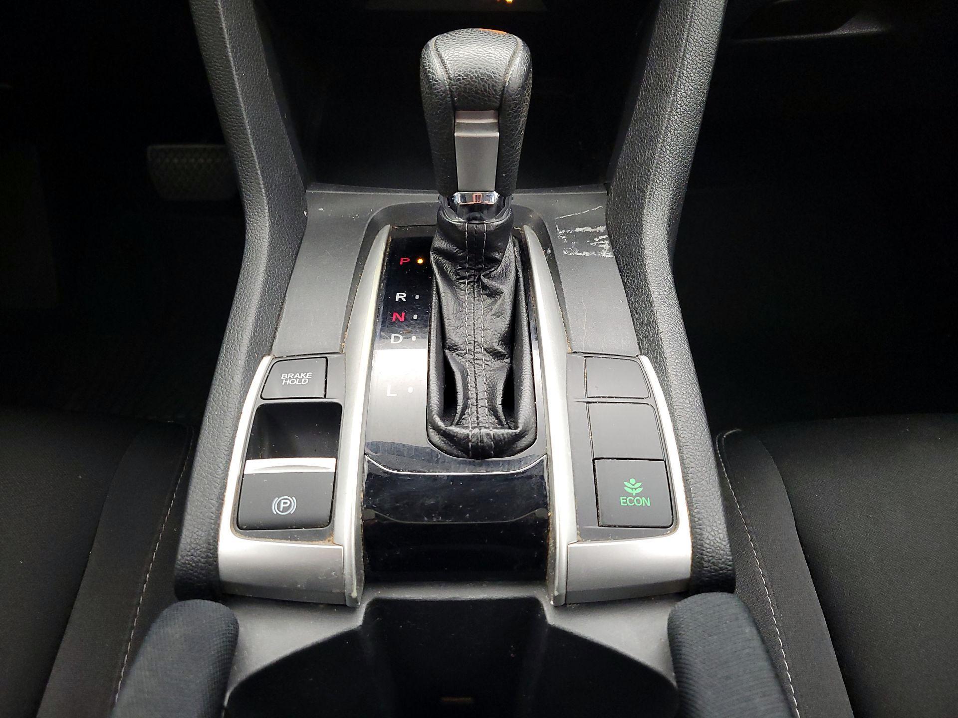 Thumbnail: 2017 Honda Civic - 17