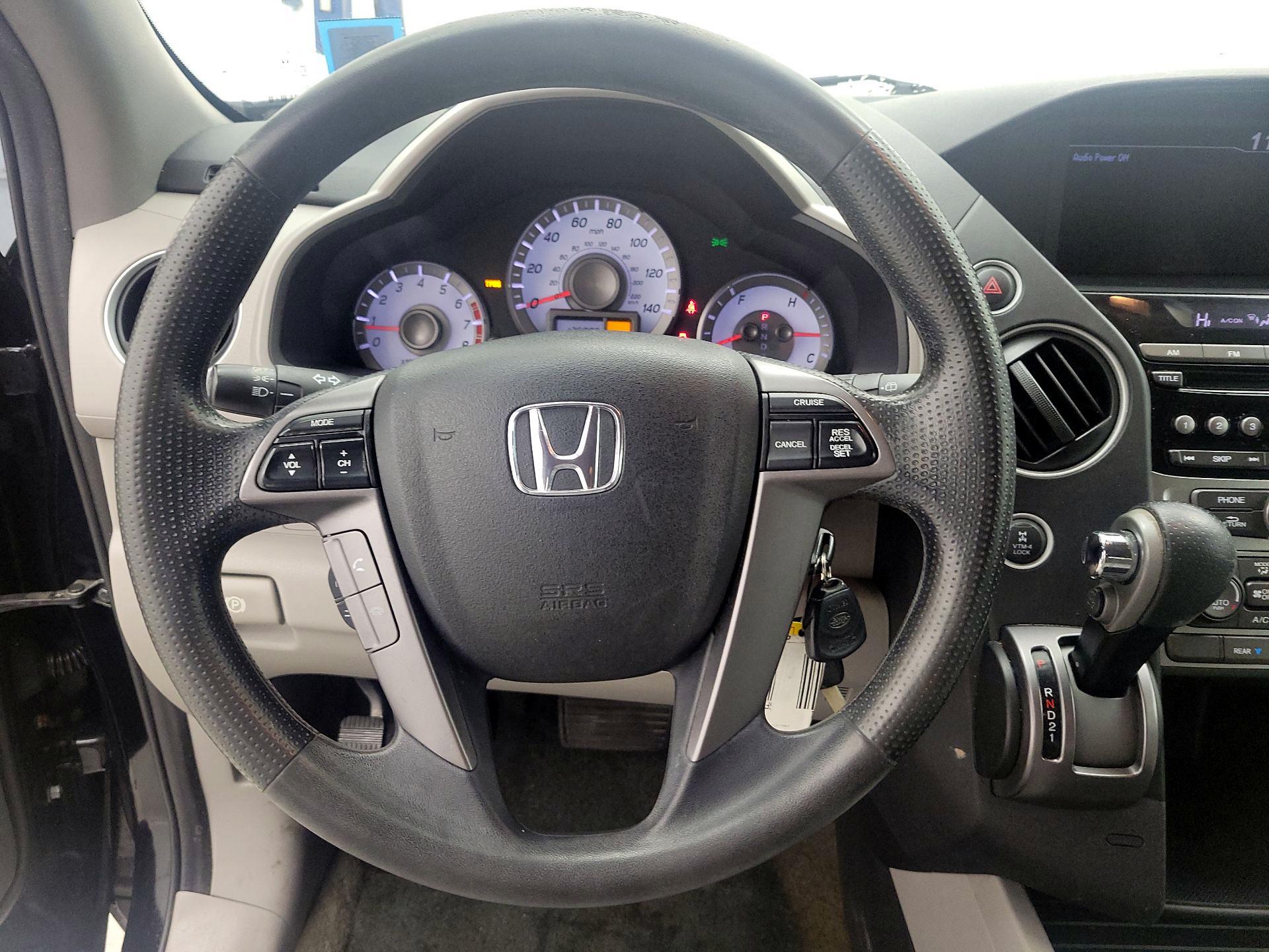 Thumbnail: 2014 Honda Pilot - 10