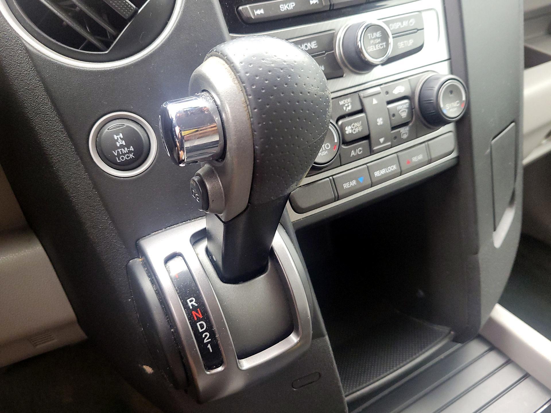 Thumbnail: 2014 Honda Pilot - 17