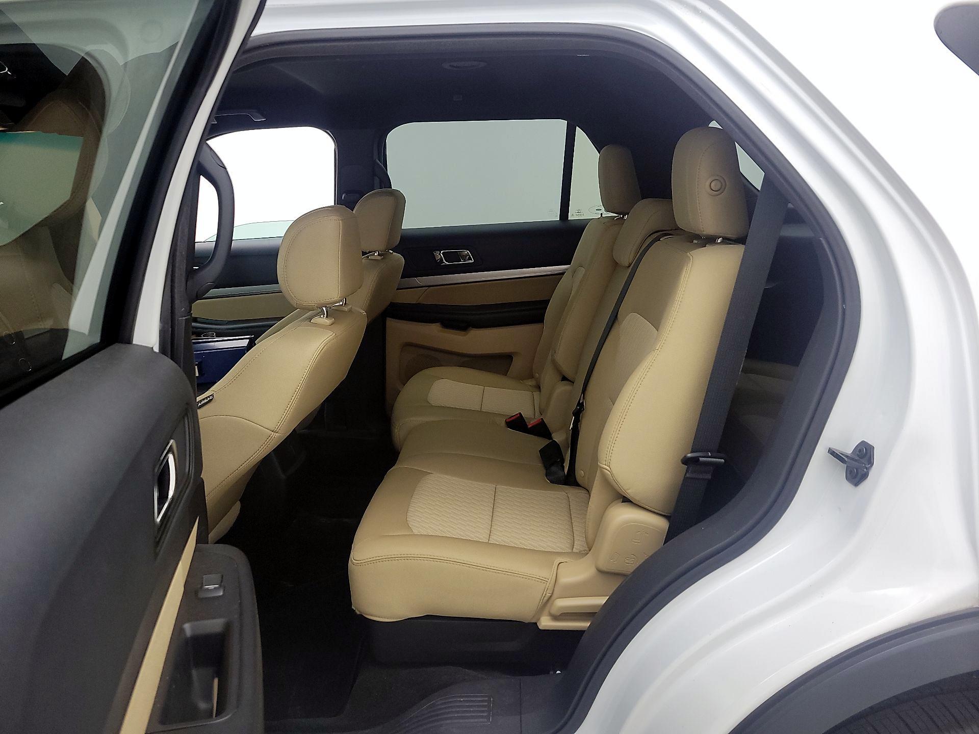 Thumbnail: 2016 Ford Explorer - 19