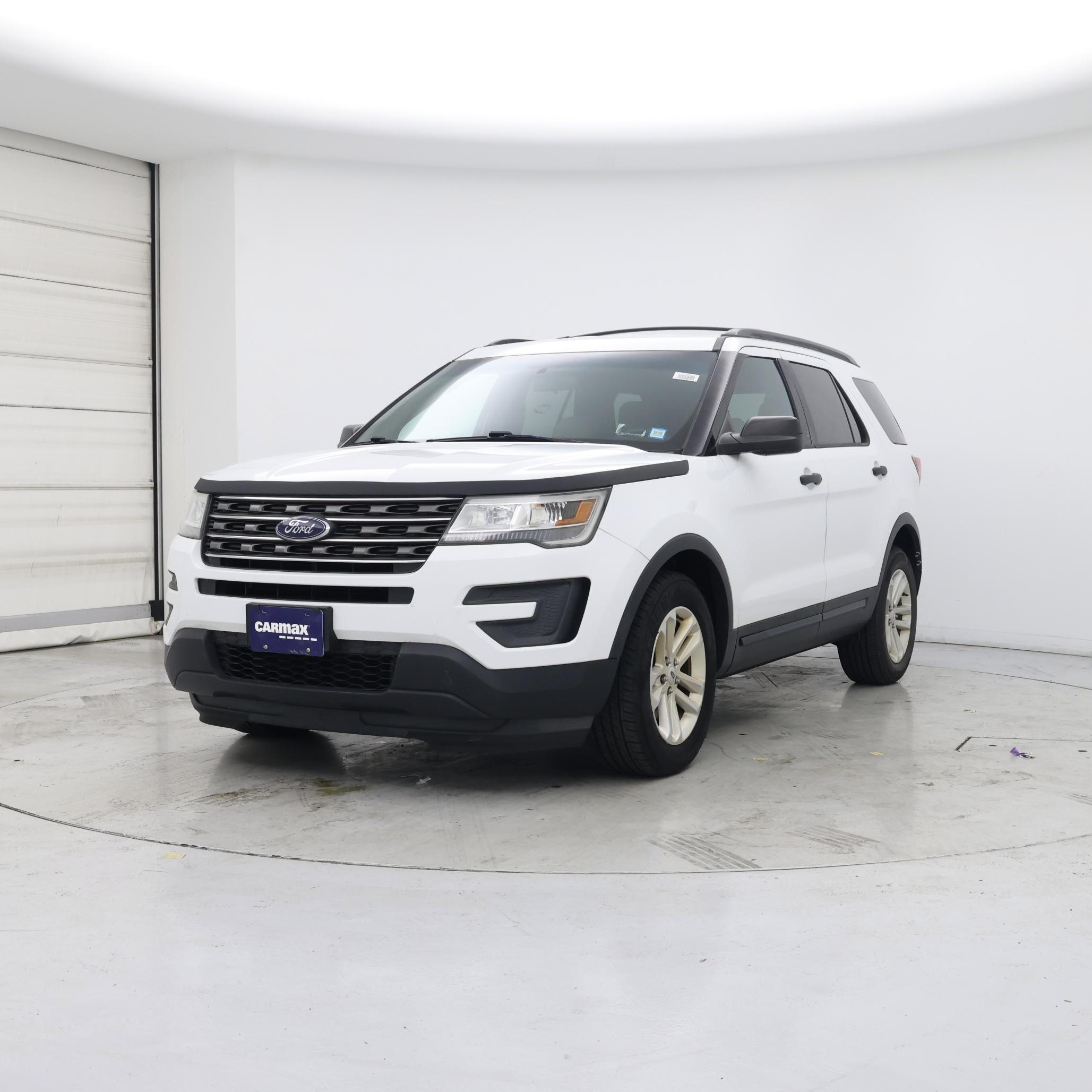 Thumbnail: 2016 Ford Explorer - 4