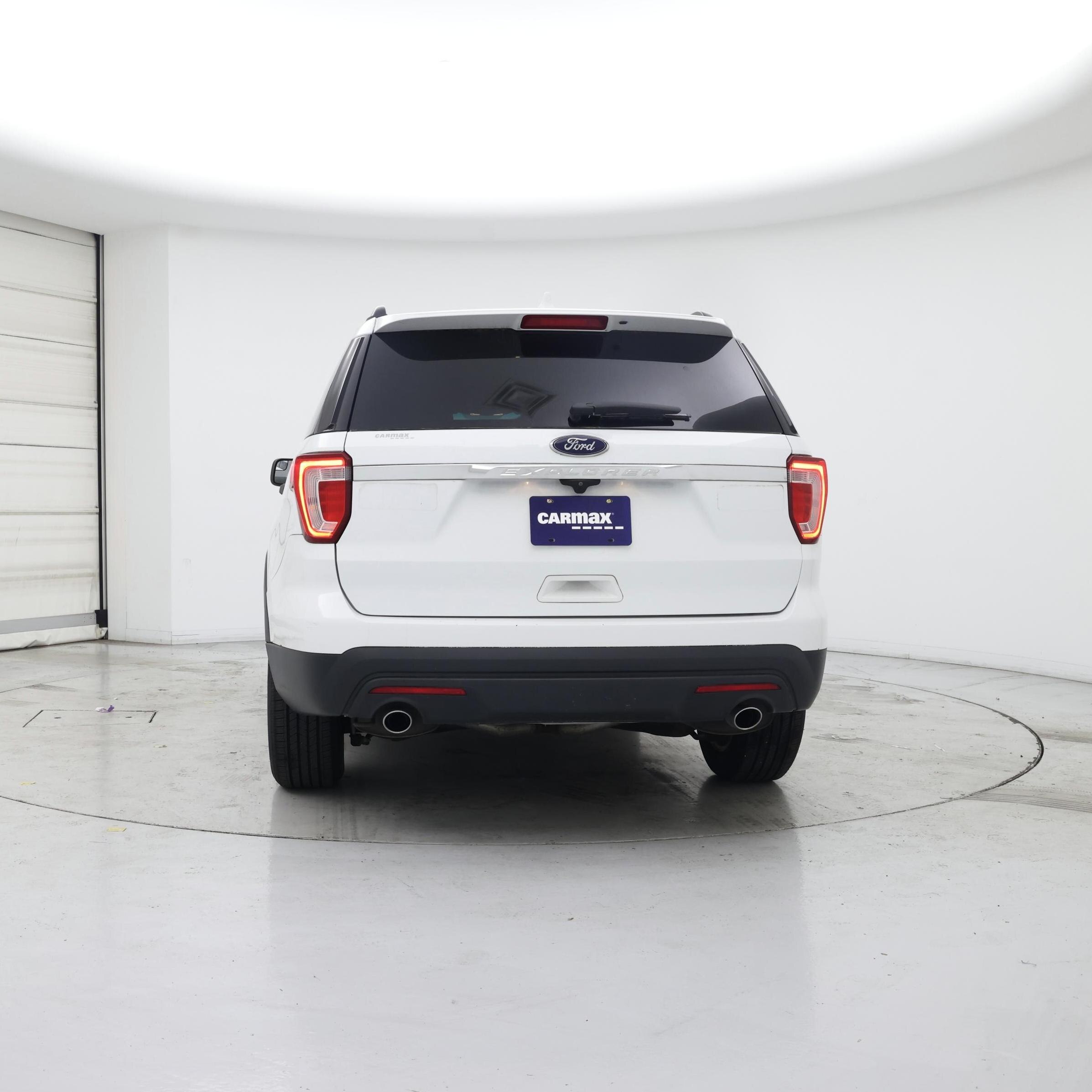 Thumbnail: 2016 Ford Explorer - 6