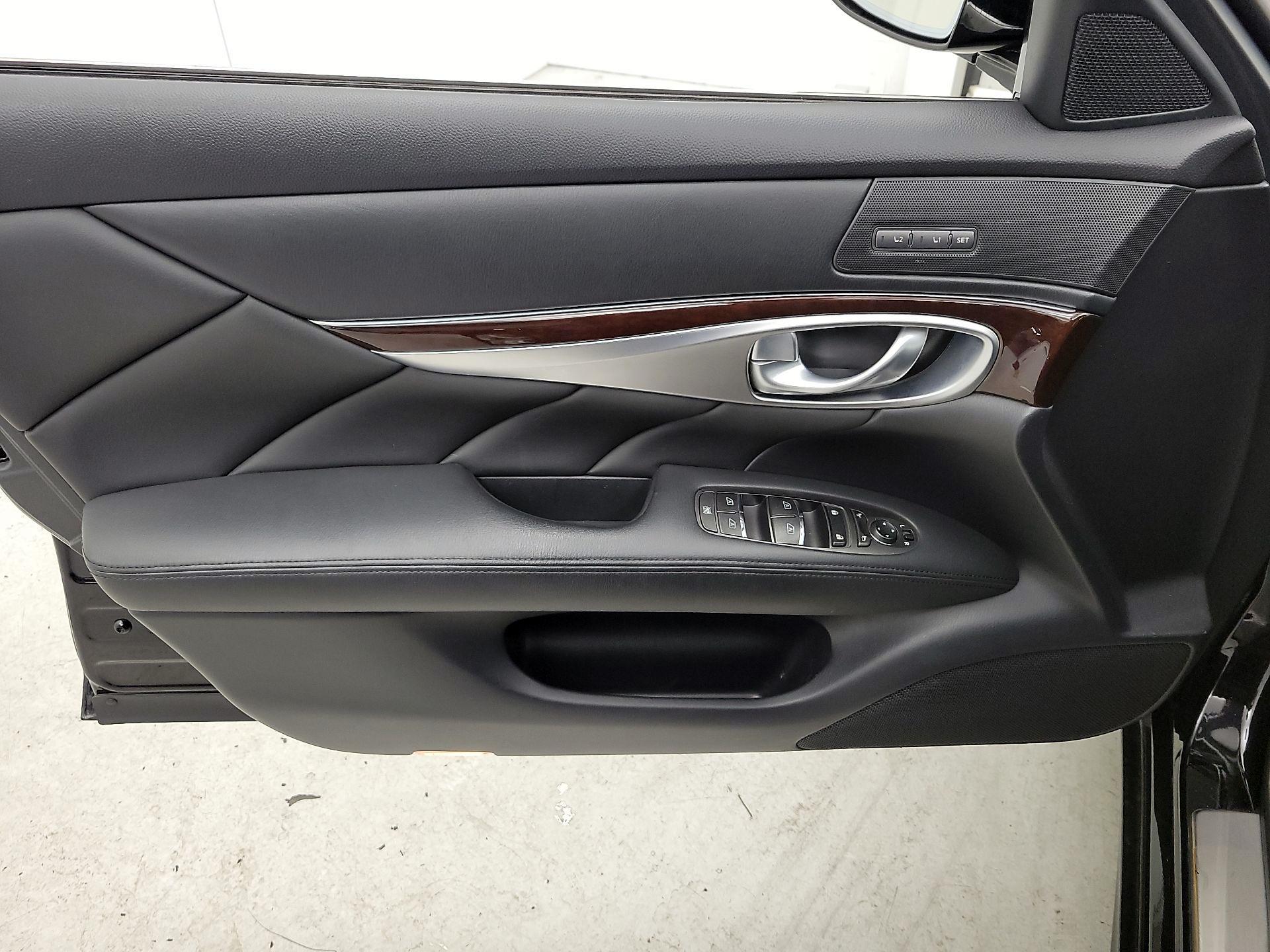Thumbnail: 2013 INFINITI M37 - 12