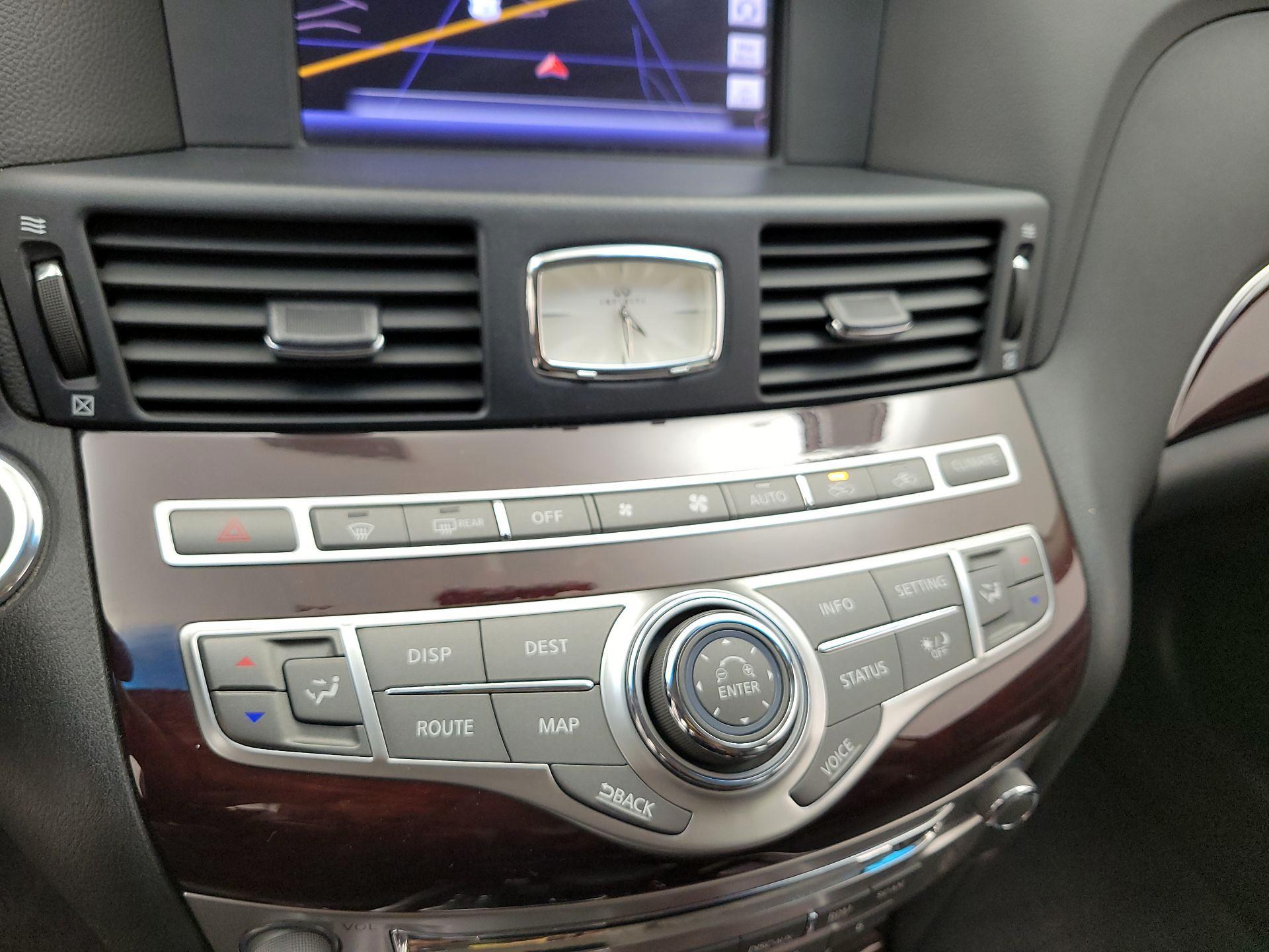 Thumbnail: 2013 INFINITI M37 - 17