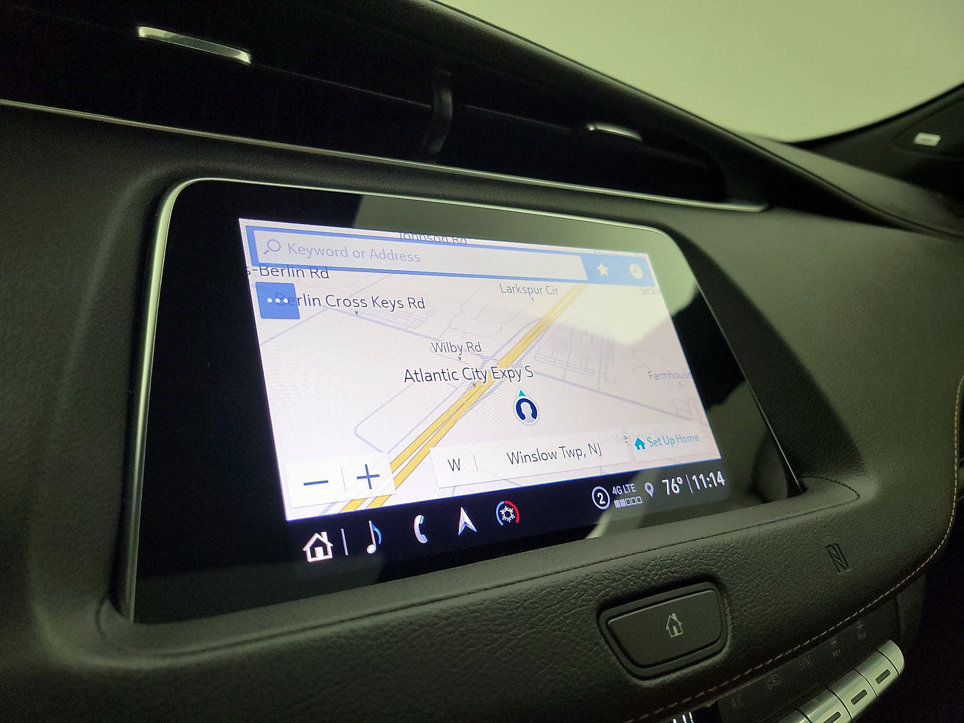 Thumbnail: 2021 Cadillac XT4 - 14
