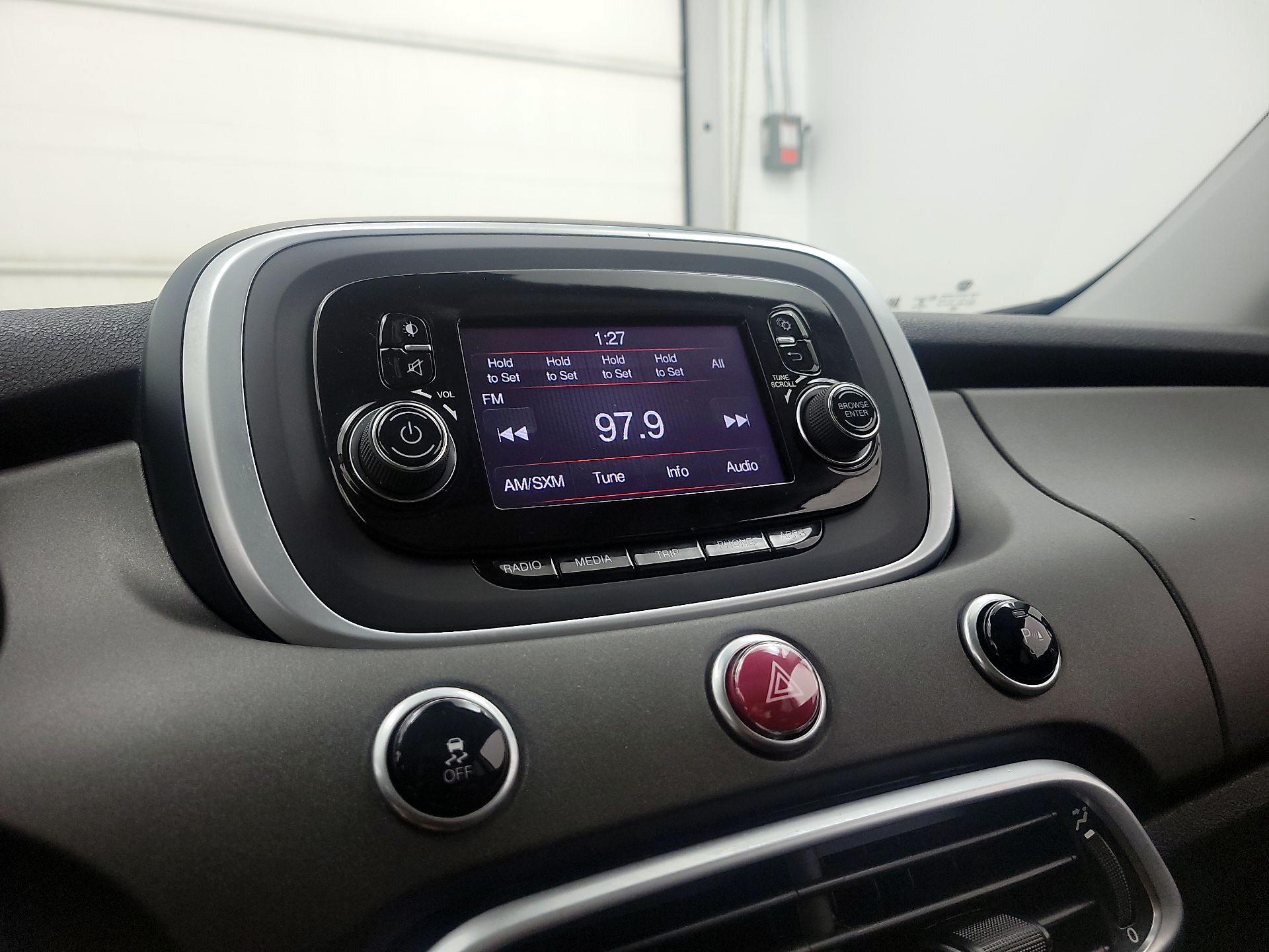 Thumbnail: 2017 Fiat 500X - 14