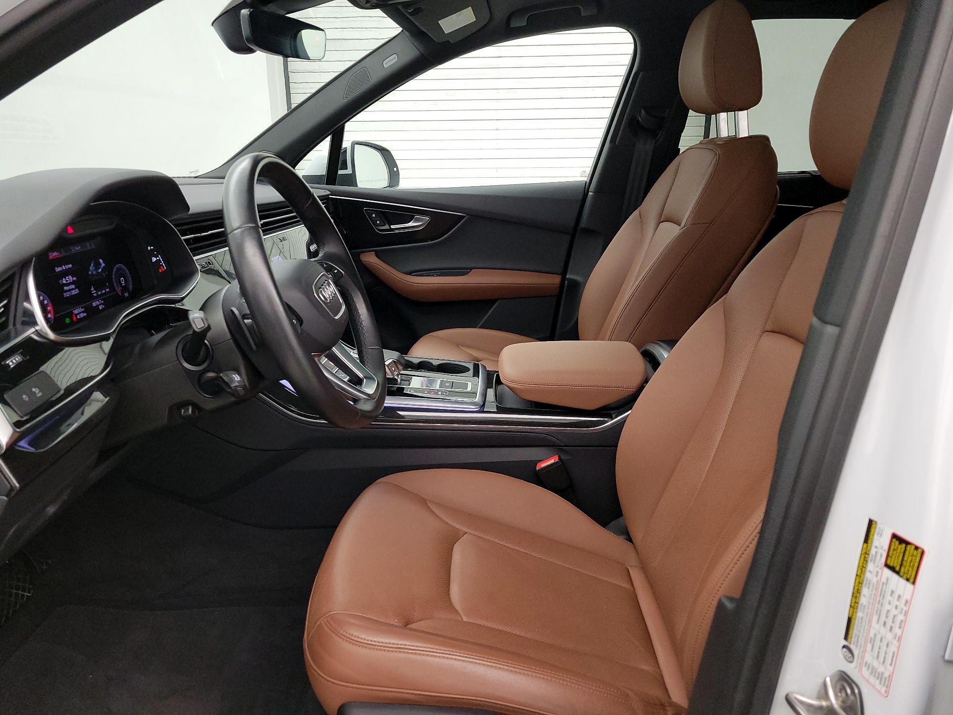Thumbnail: 2021 Audi Q7 - 11