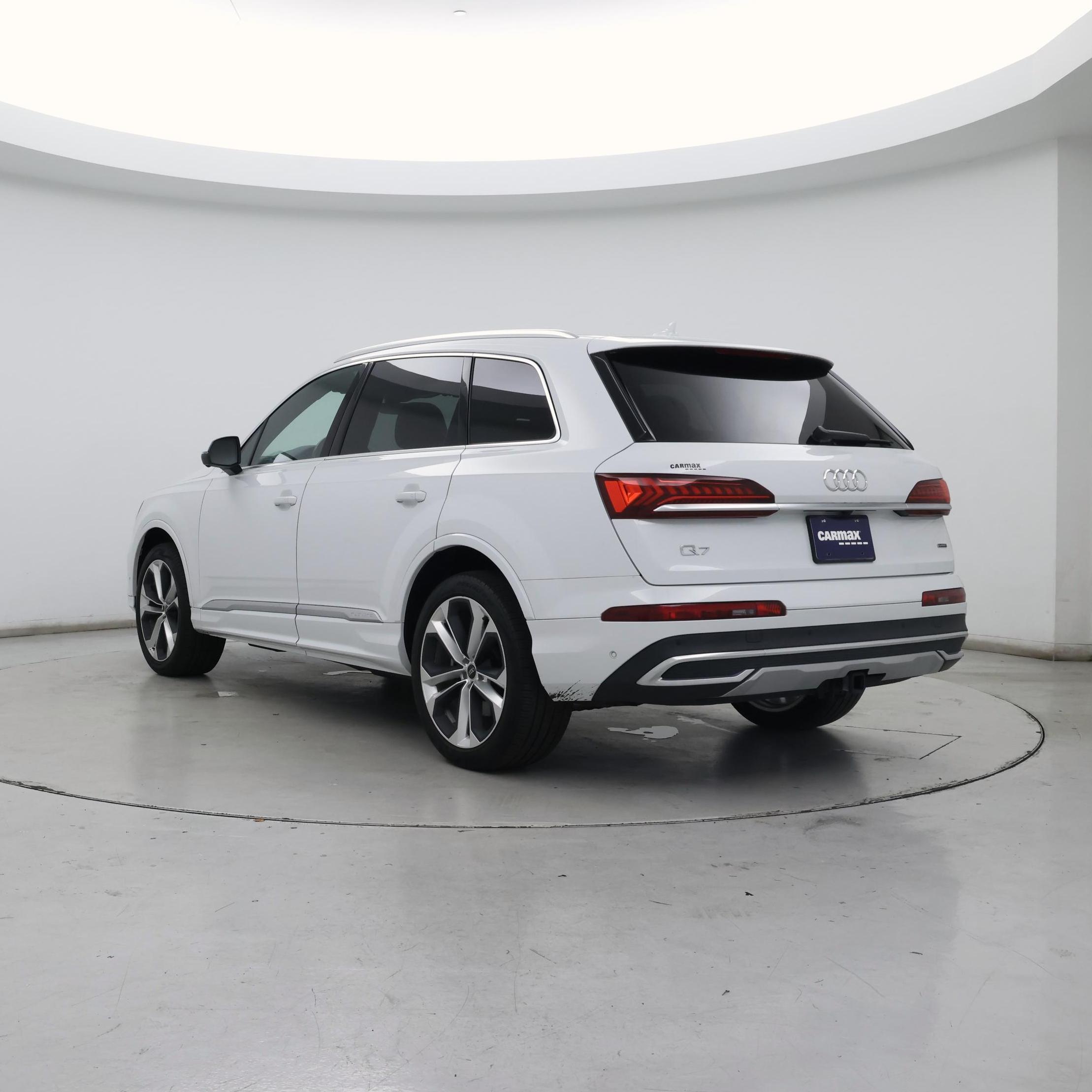 Thumbnail: 2021 Audi Q7 - 2