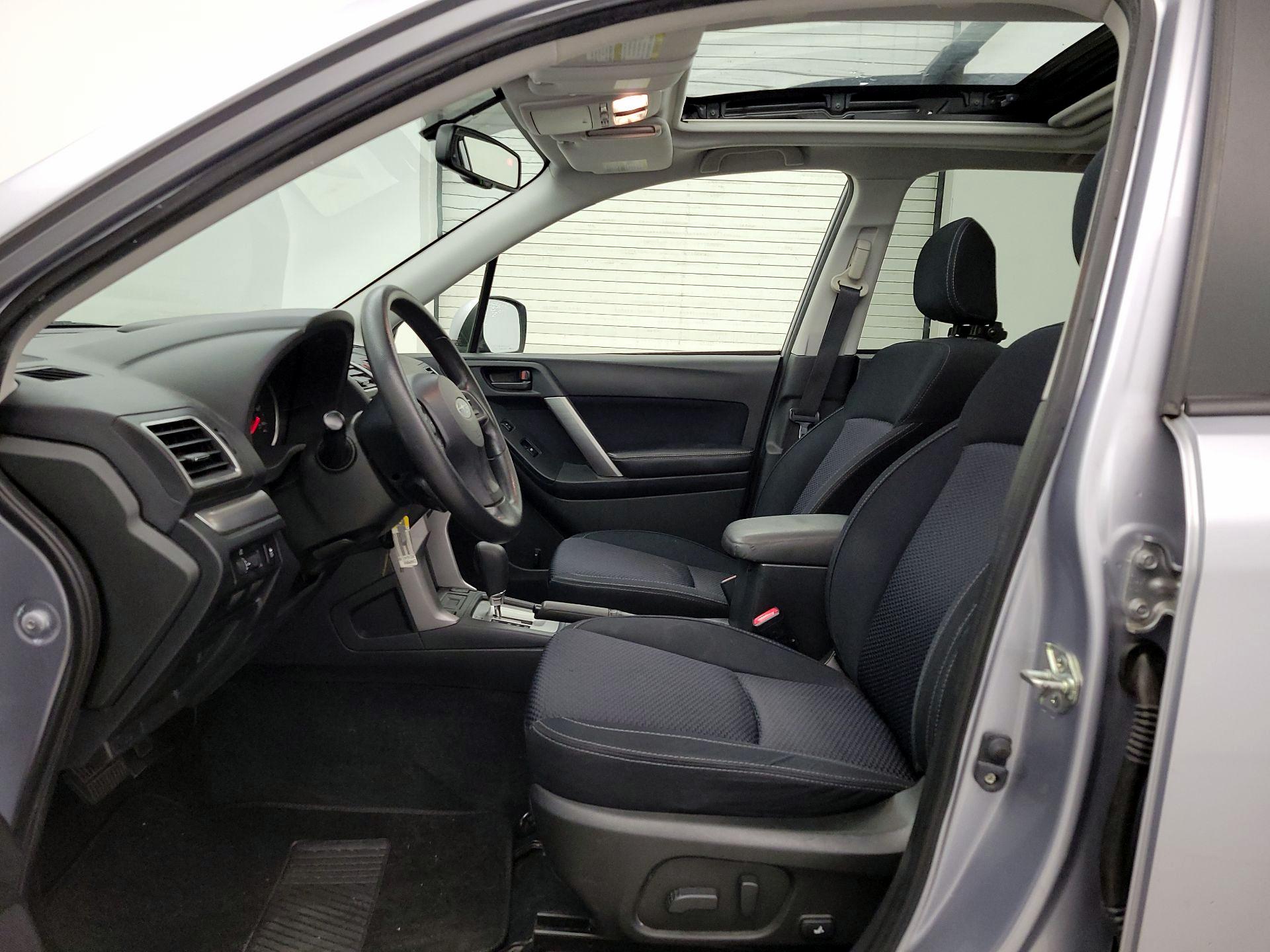 Thumbnail: 2016 Subaru Forester - 11