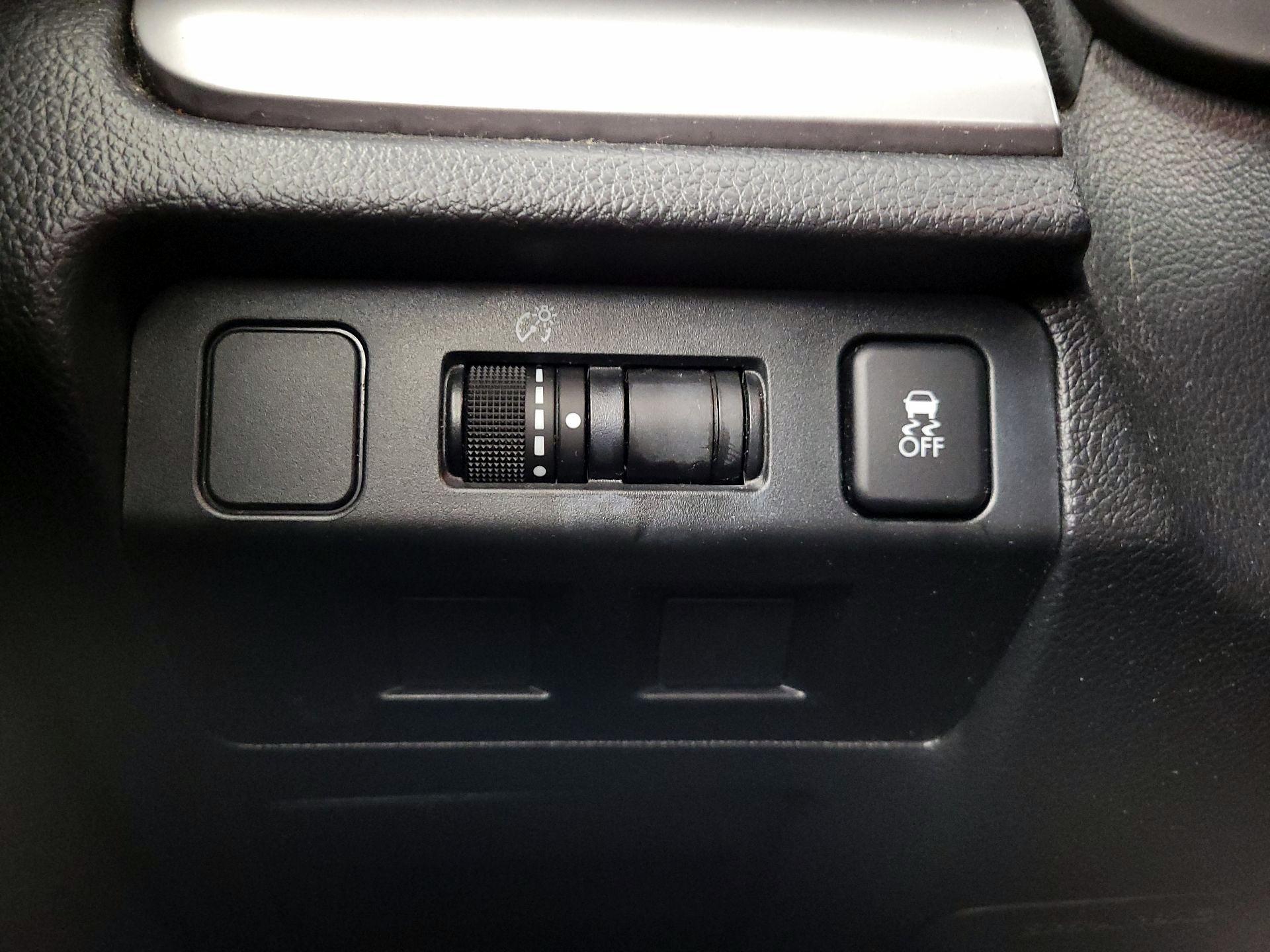 Thumbnail: 2016 Subaru Forester - 13