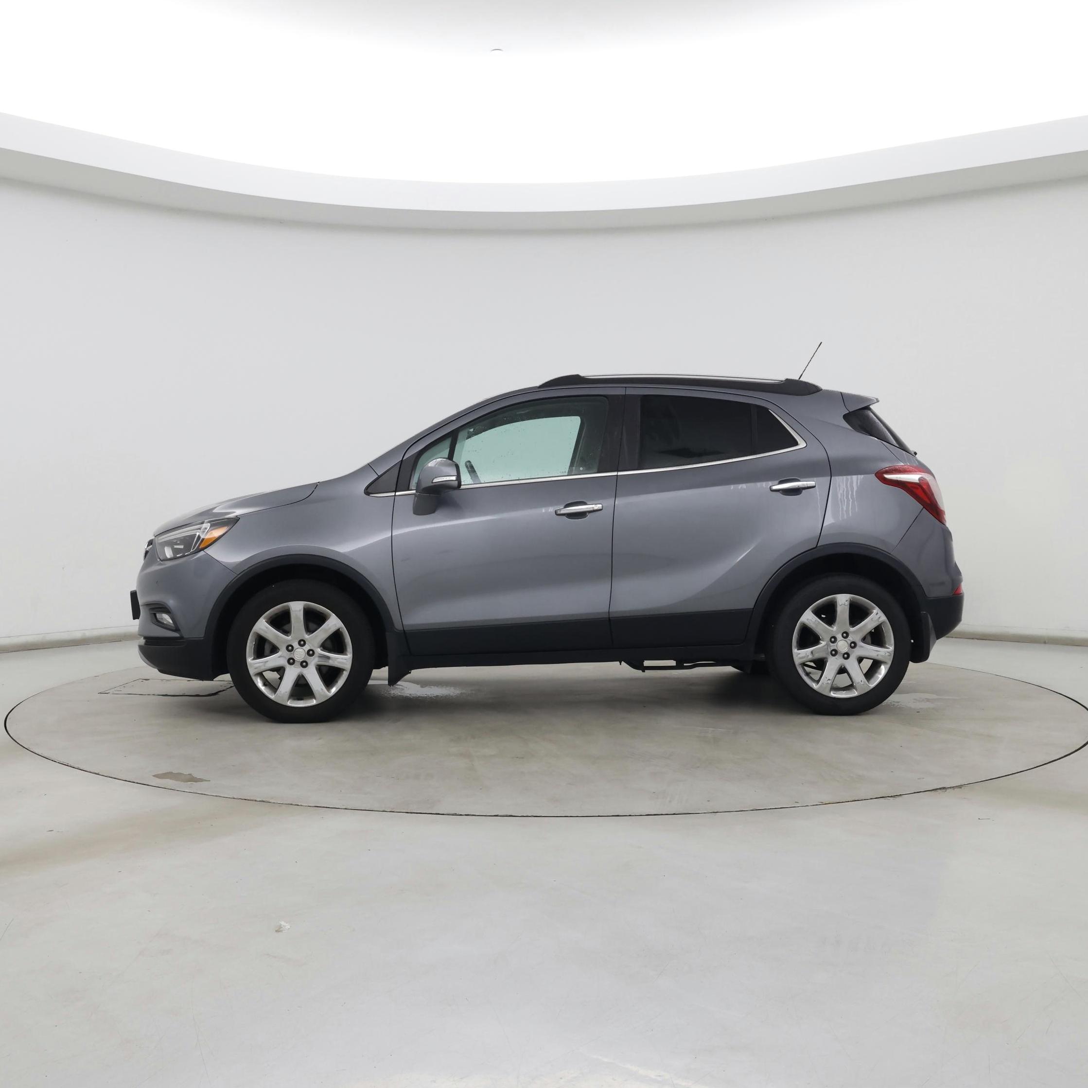 Thumbnail: 2019 Buick Encore - 3