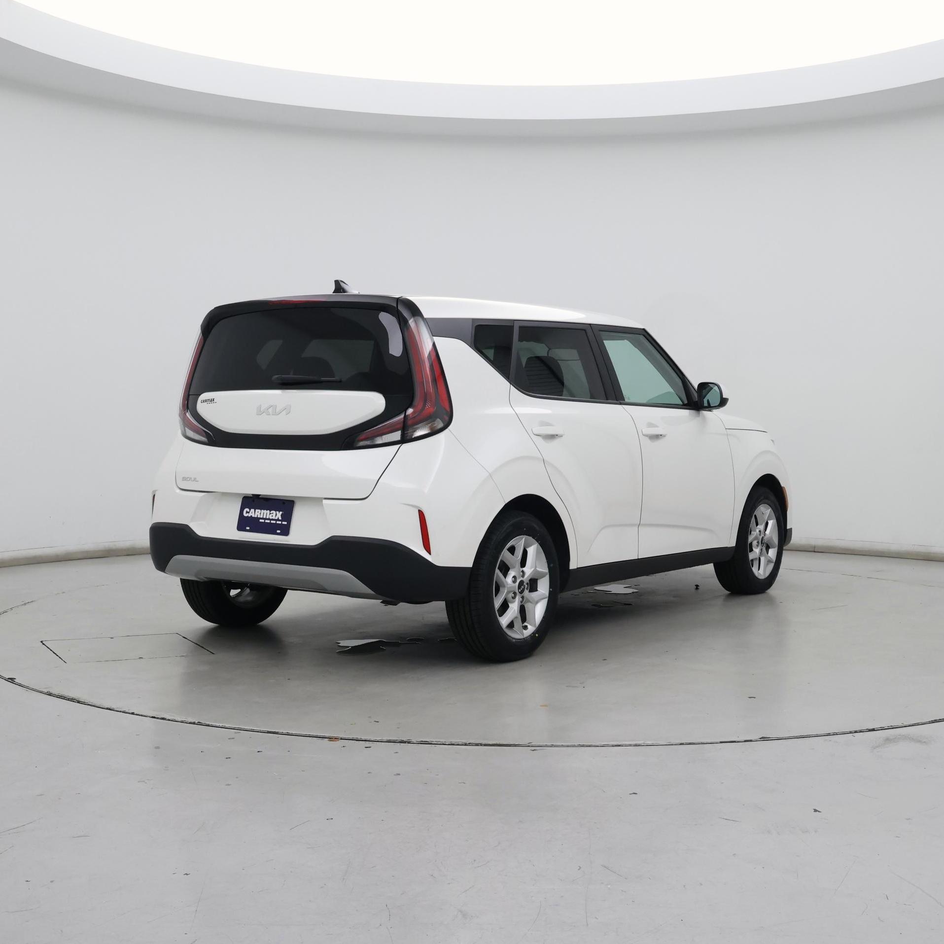 Thumbnail: 2023 Kia Soul - 8