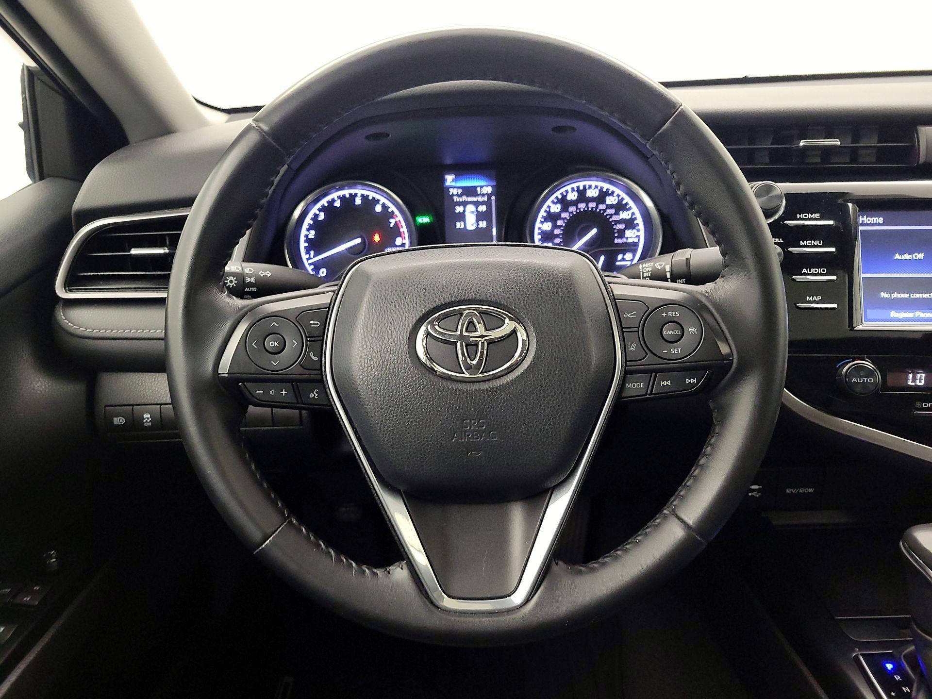 Thumbnail: 2019 Toyota Camry - 10