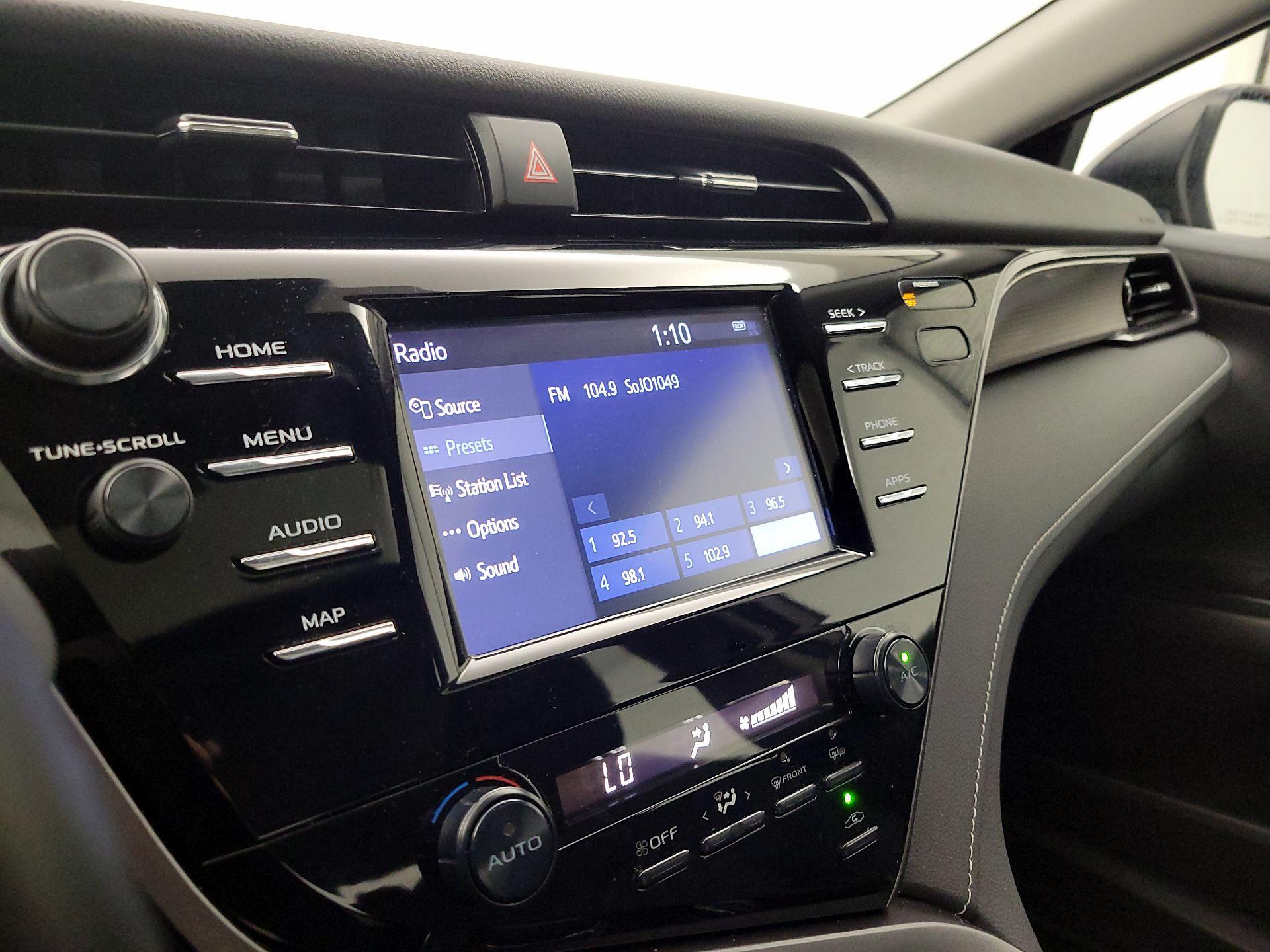 Thumbnail: 2019 Toyota Camry - 15