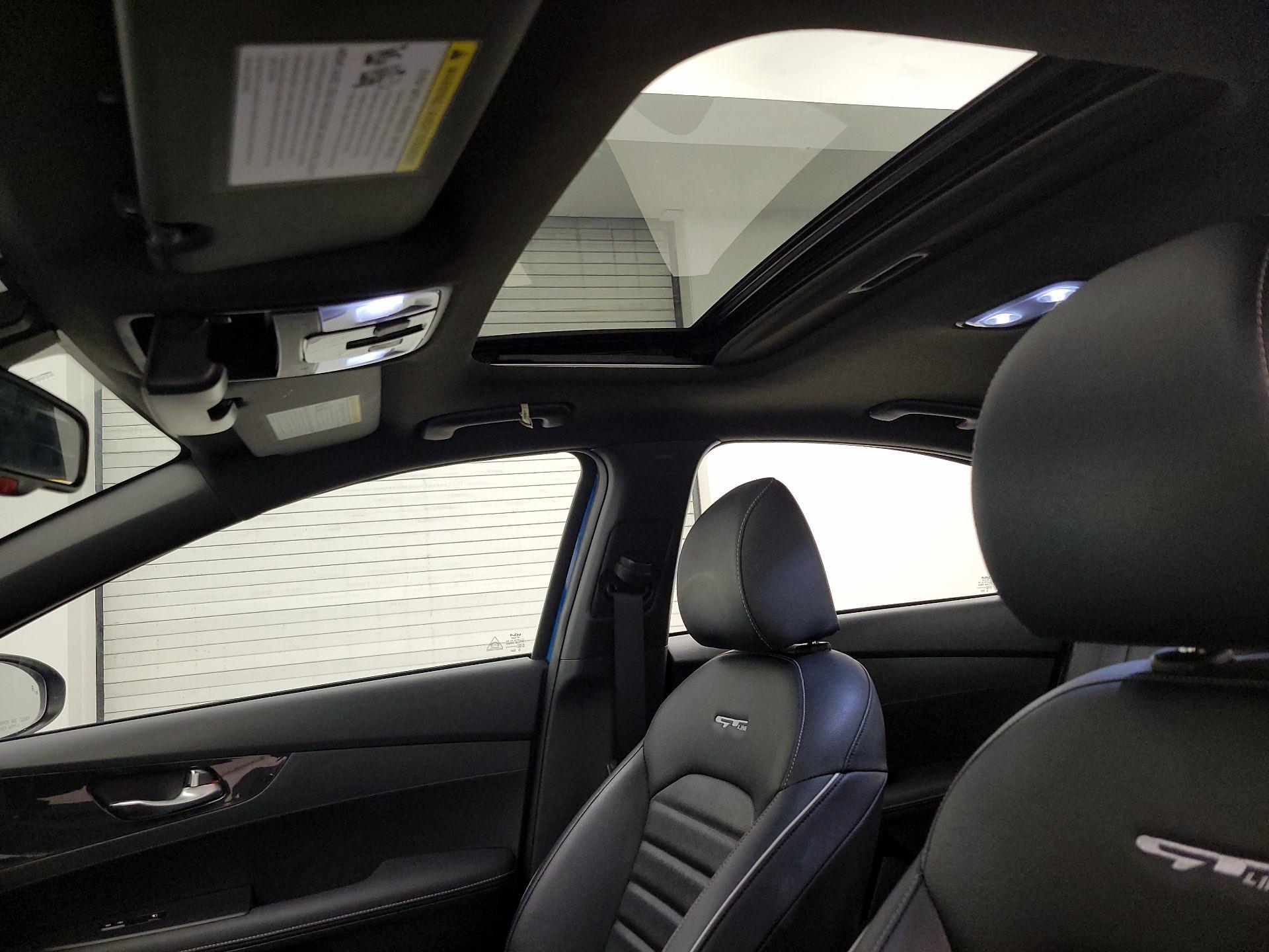 Thumbnail: 2023 Kia Forte - 20