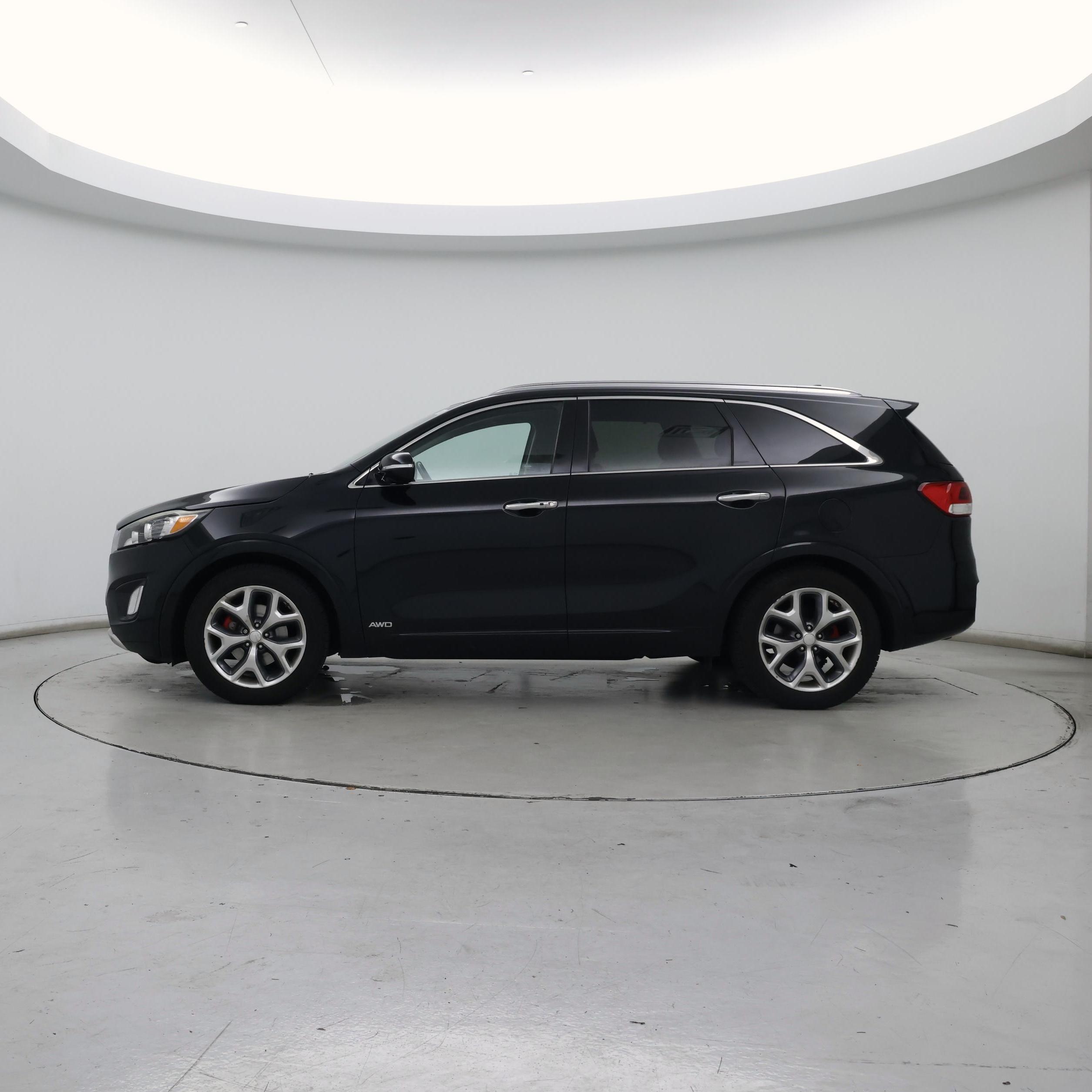 Thumbnail: 2018 Kia Sorento - 3