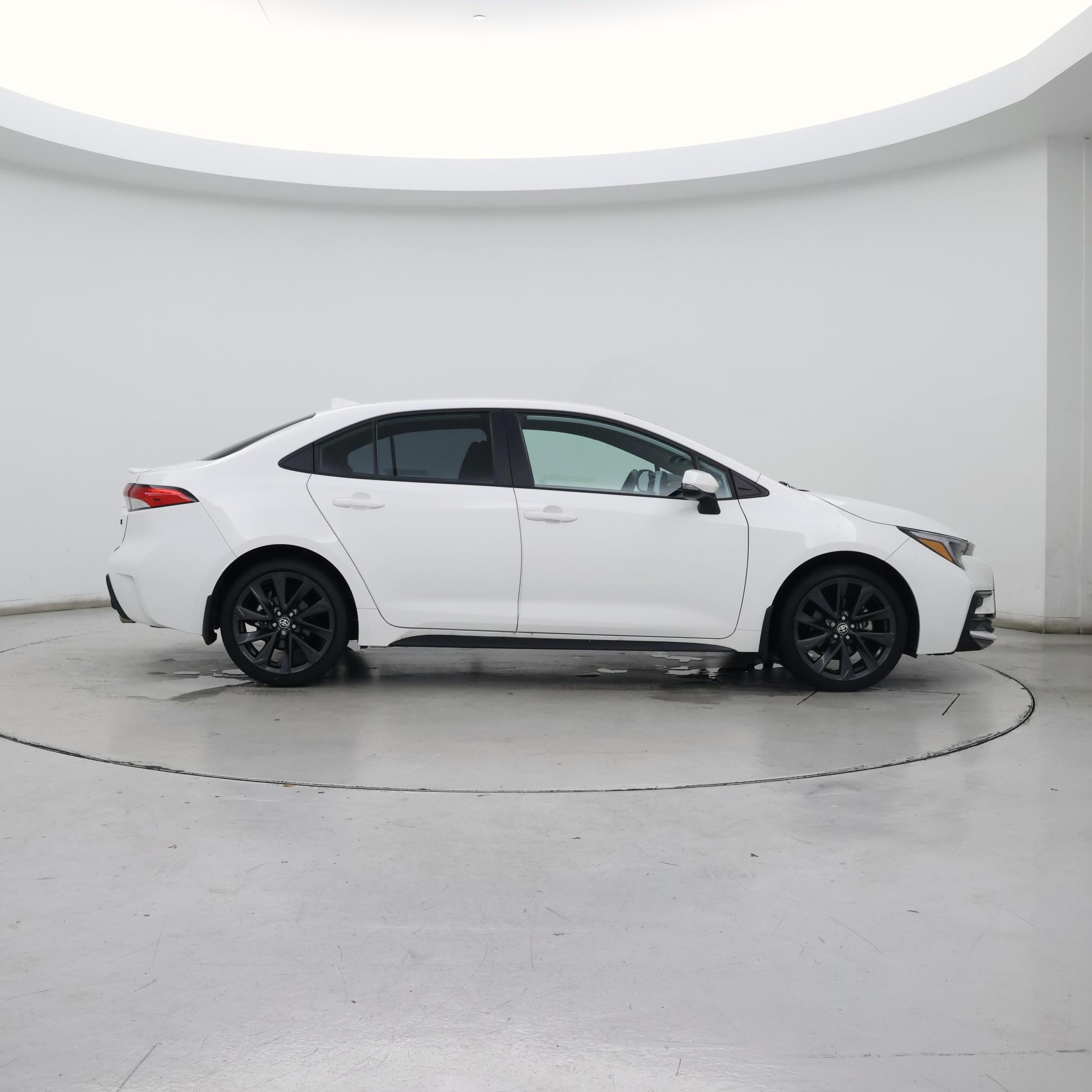 Thumbnail: 2023 Toyota Corolla - 7