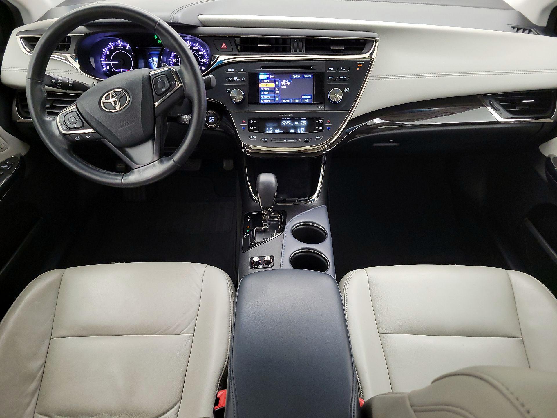 Thumbnail: 2013 Toyota Avalon - 9