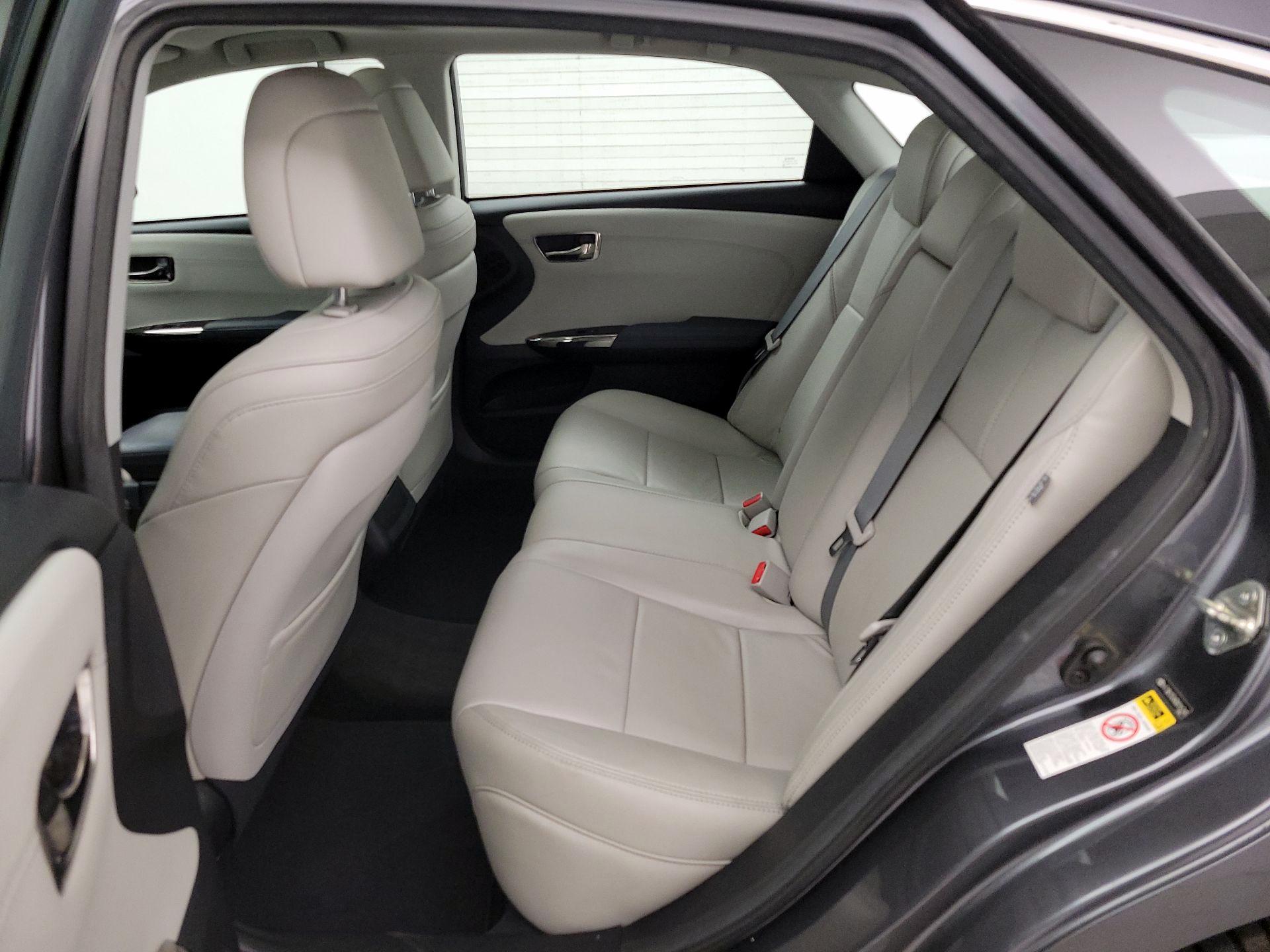Thumbnail: 2013 Toyota Avalon - 20