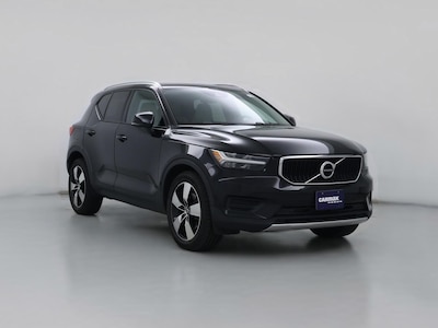 Black 2020 Volvo XC40 T5 Momentum