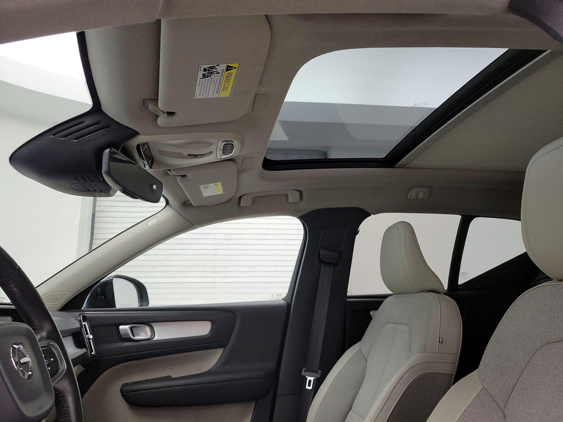 Thumbnail: 2020 Volvo XC40 - 20