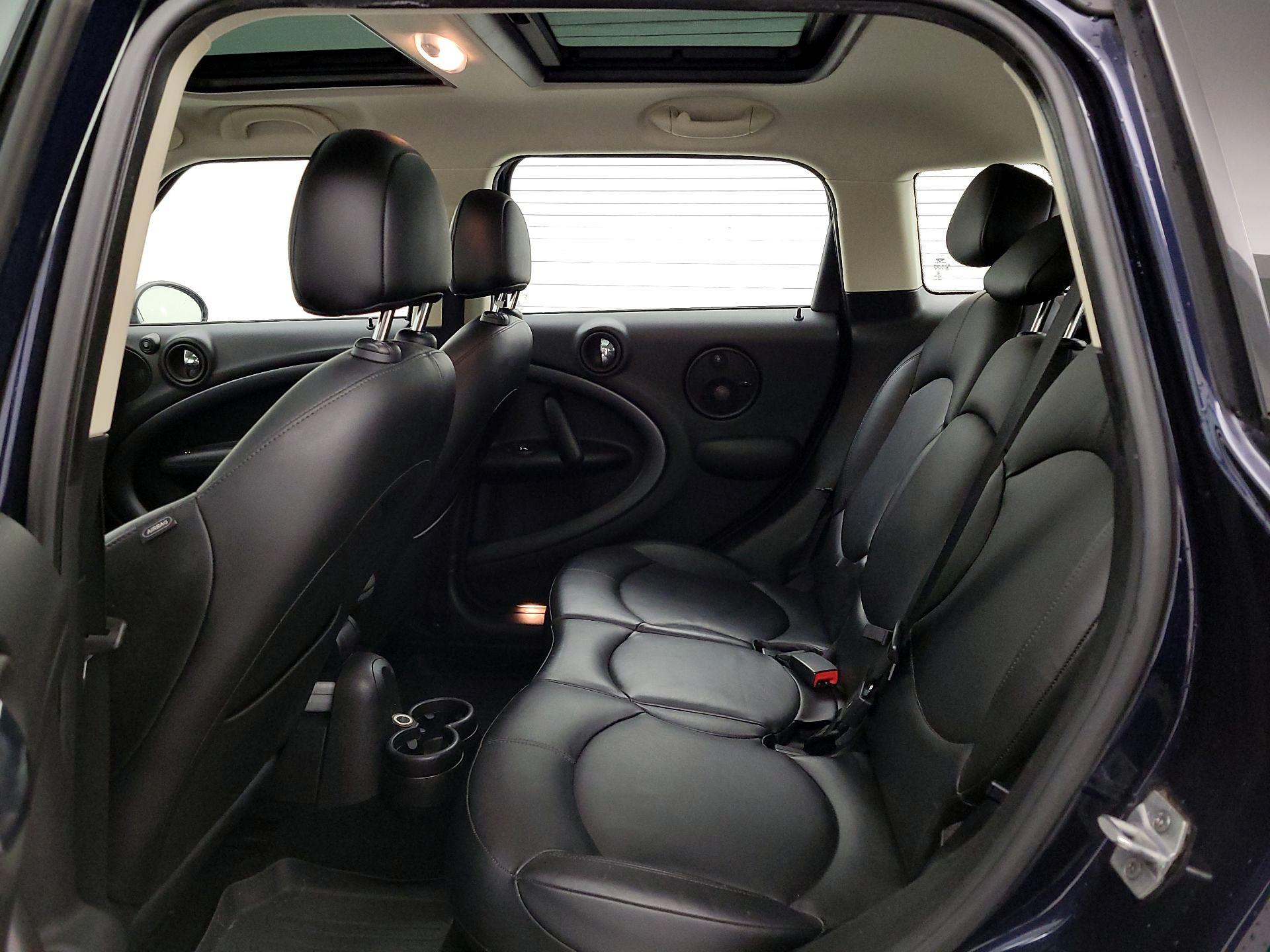Thumbnail: 2015 MINI Cooper Countryman - 19