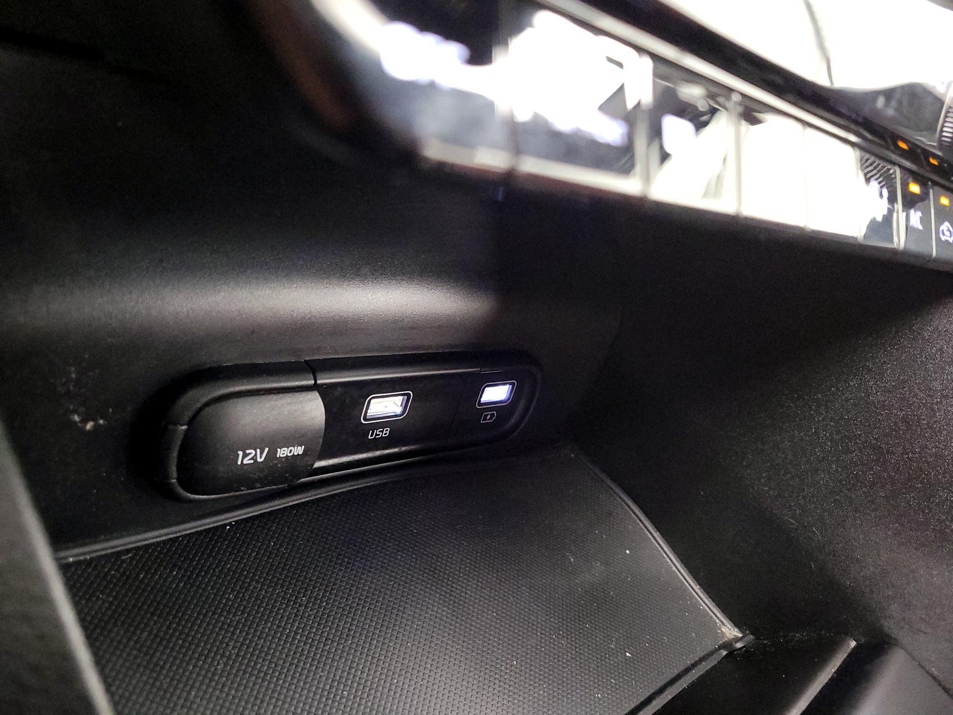 Thumbnail: 2021 Kia K5 - 18