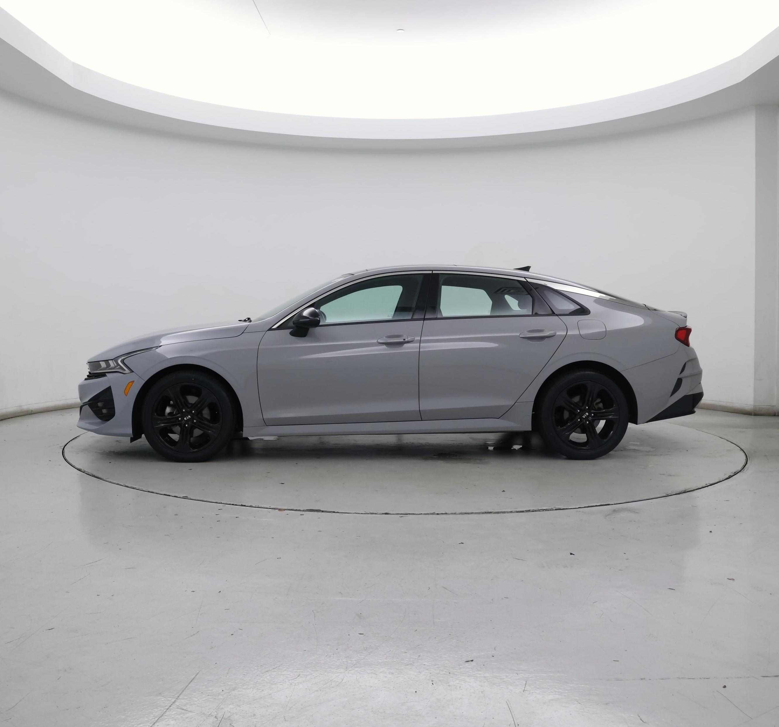 Thumbnail: 2021 Kia K5 - 3