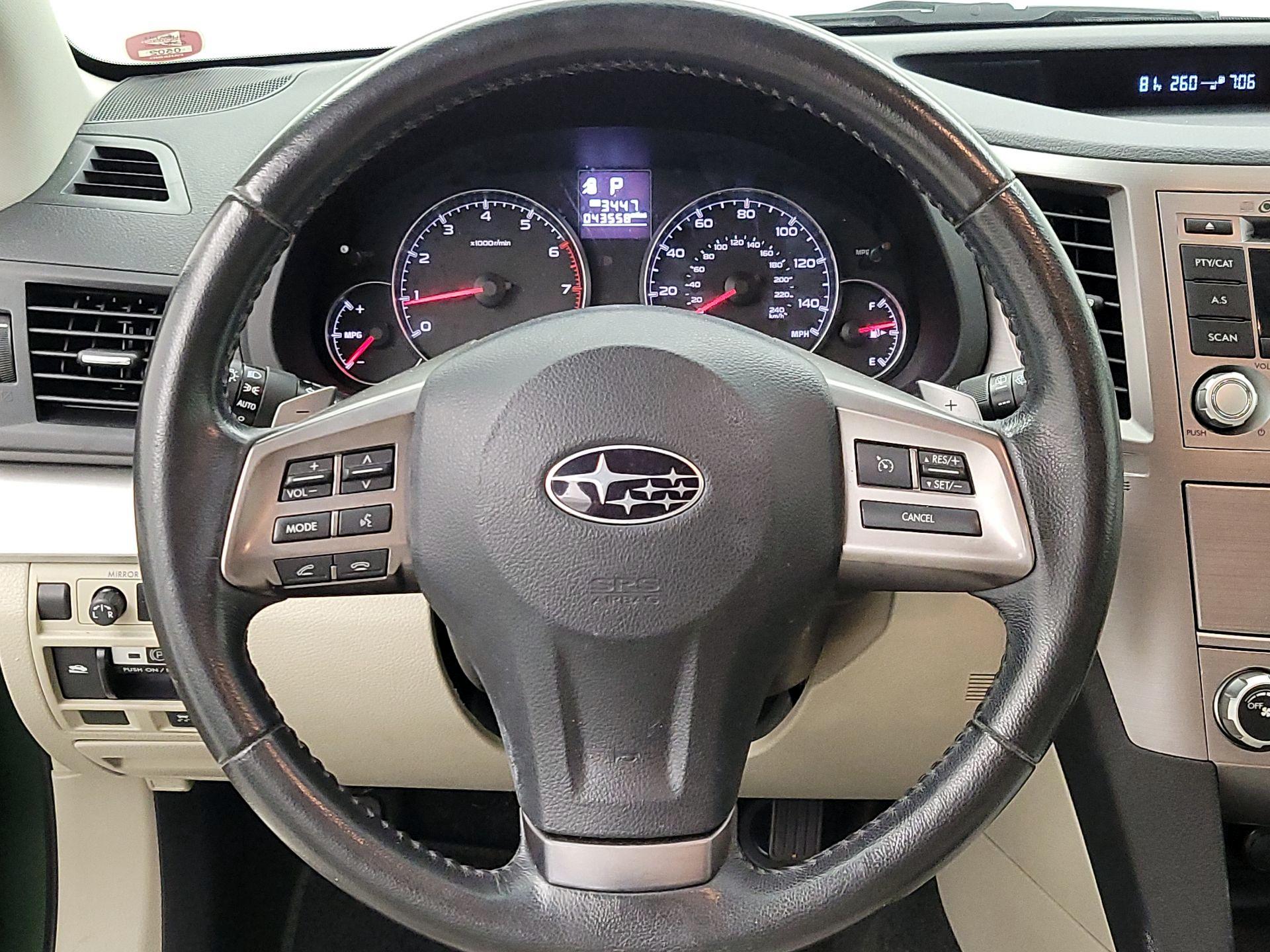 Thumbnail: 2013 Subaru Outback - 10