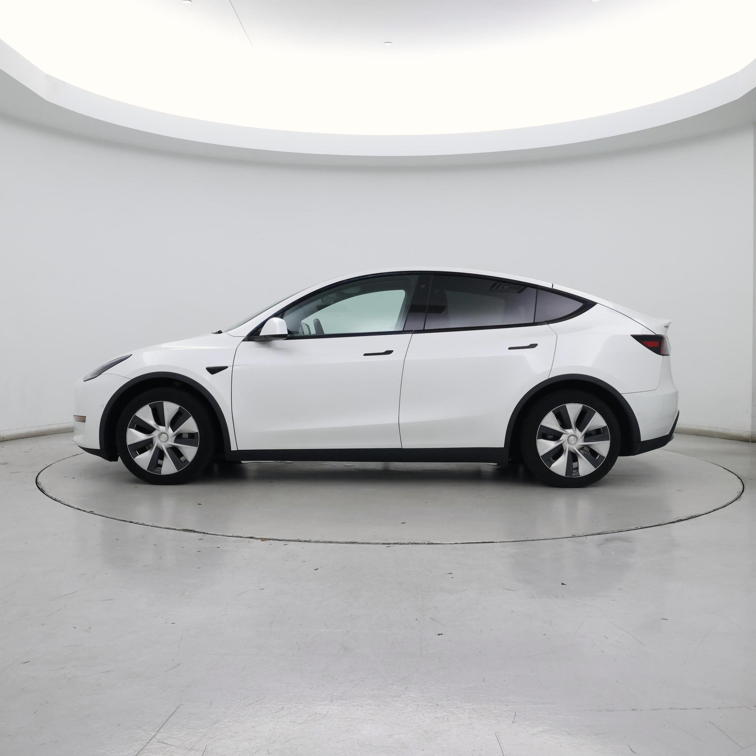 Thumbnail: 2020 Tesla Model Y - 3