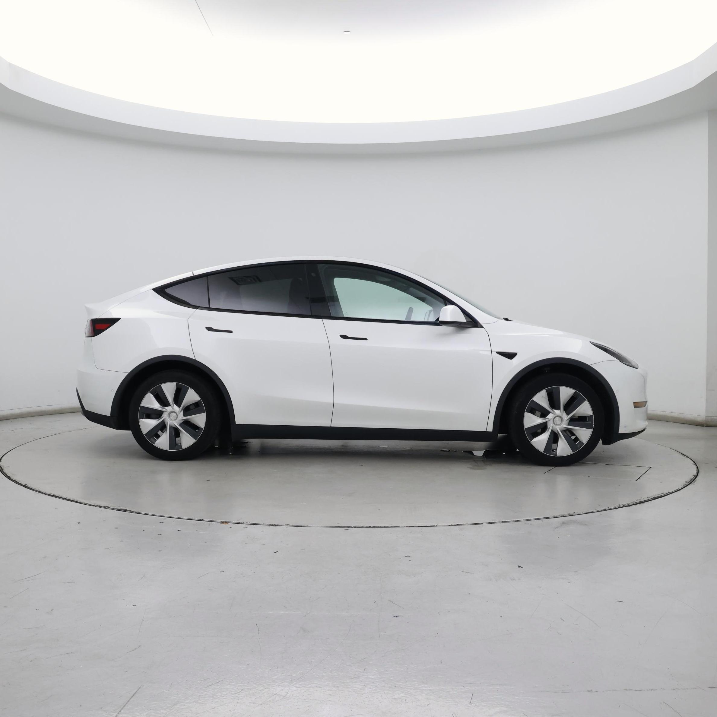 Thumbnail: 2020 Tesla Model Y - 7