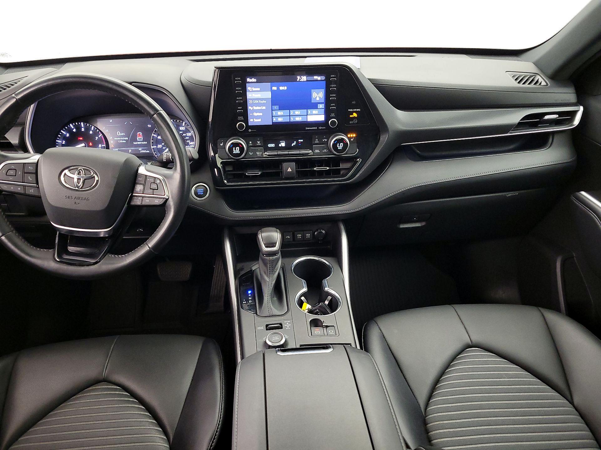Thumbnail: 2021 Toyota Highlander - 9