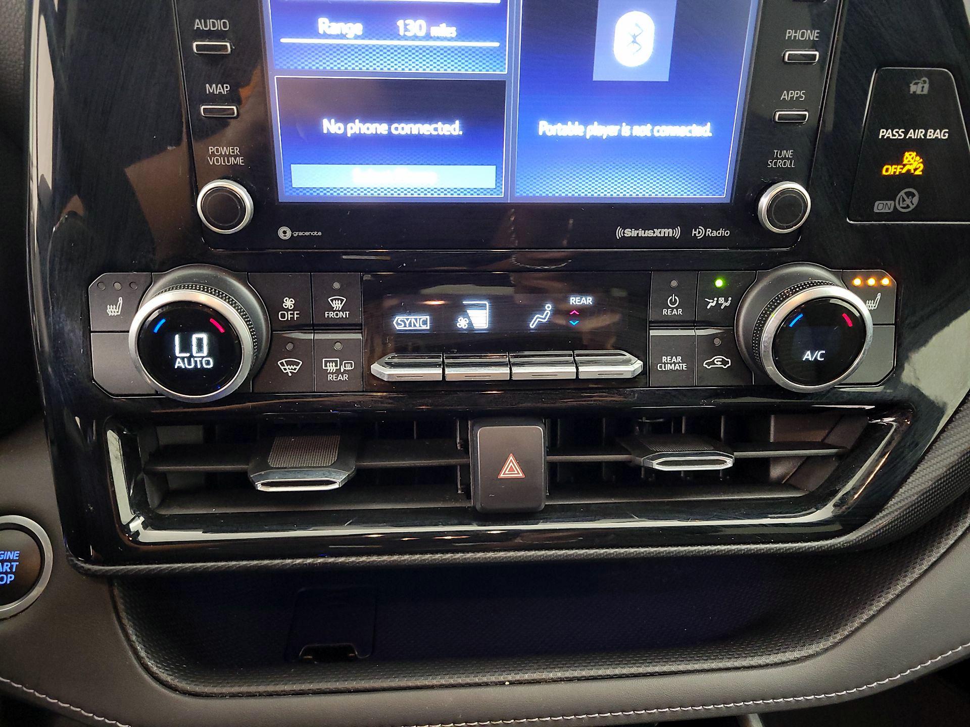 Thumbnail: 2021 Toyota Highlander - 16